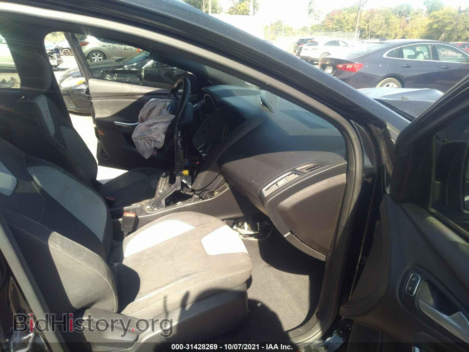 2016 FORD FOCUS - VIN: 1FADP3L9XGL324015 - Фото 5
