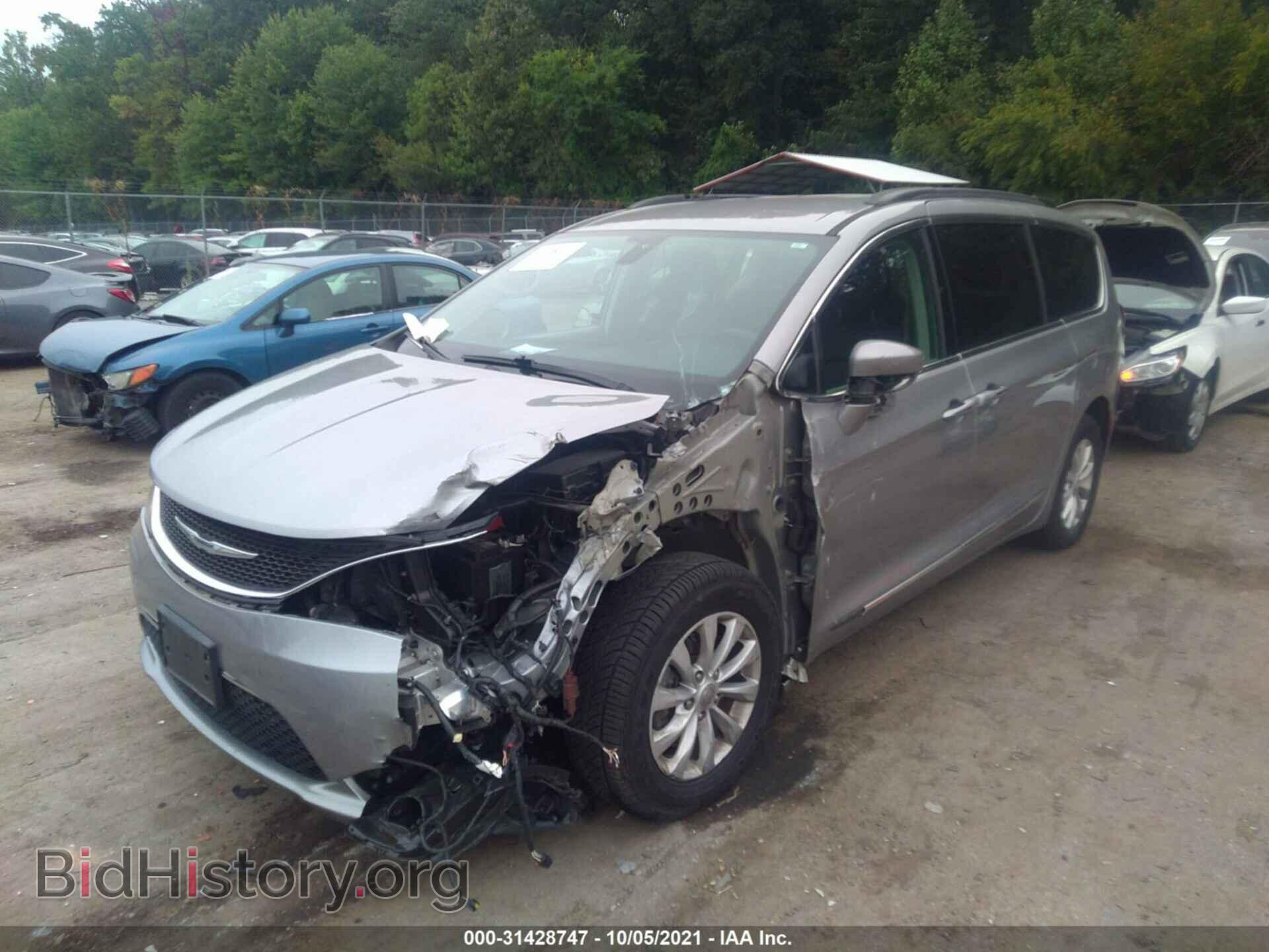 2017 CHRYSLER PACIFICA - VIN: 2C4RC1BGXHR745323 - Фото 2