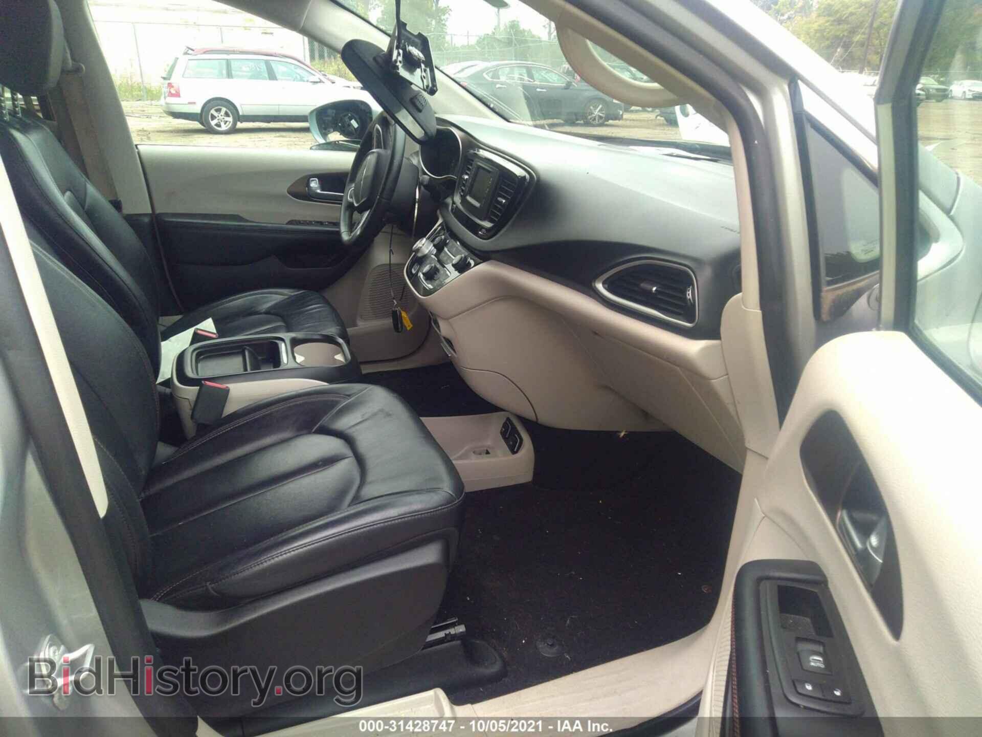 2017 CHRYSLER PACIFICA - VIN: 2C4RC1BGXHR745323 - Фото 5