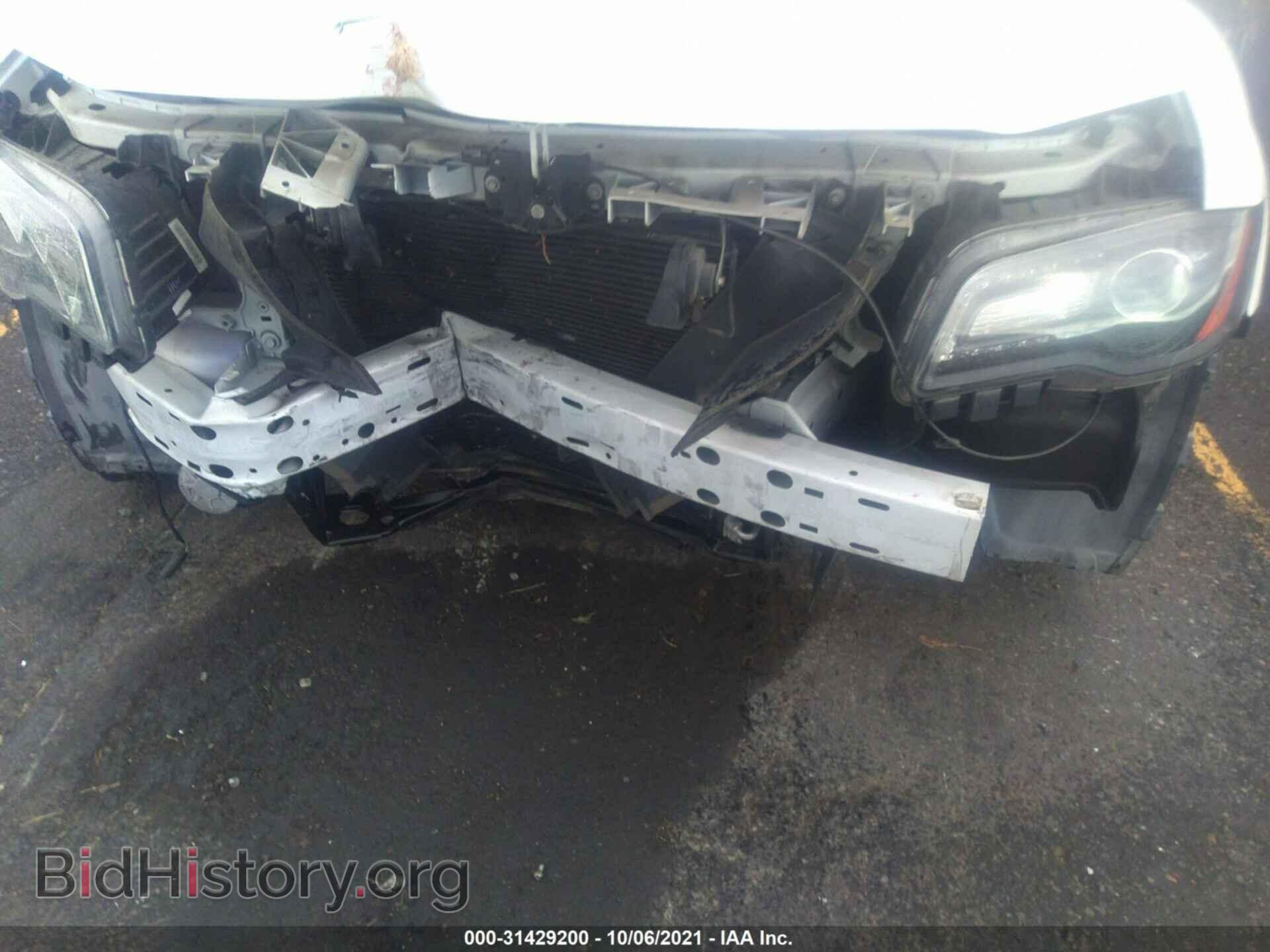 2014 CHRYSLER 300 - VIN: 2C3CCABG3EH309926 - Фото 6