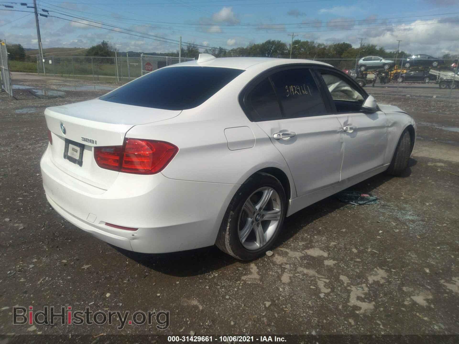 2014 BMW 3 SERIES - VIN: WBA3C1C52EK113300 - Фото 4