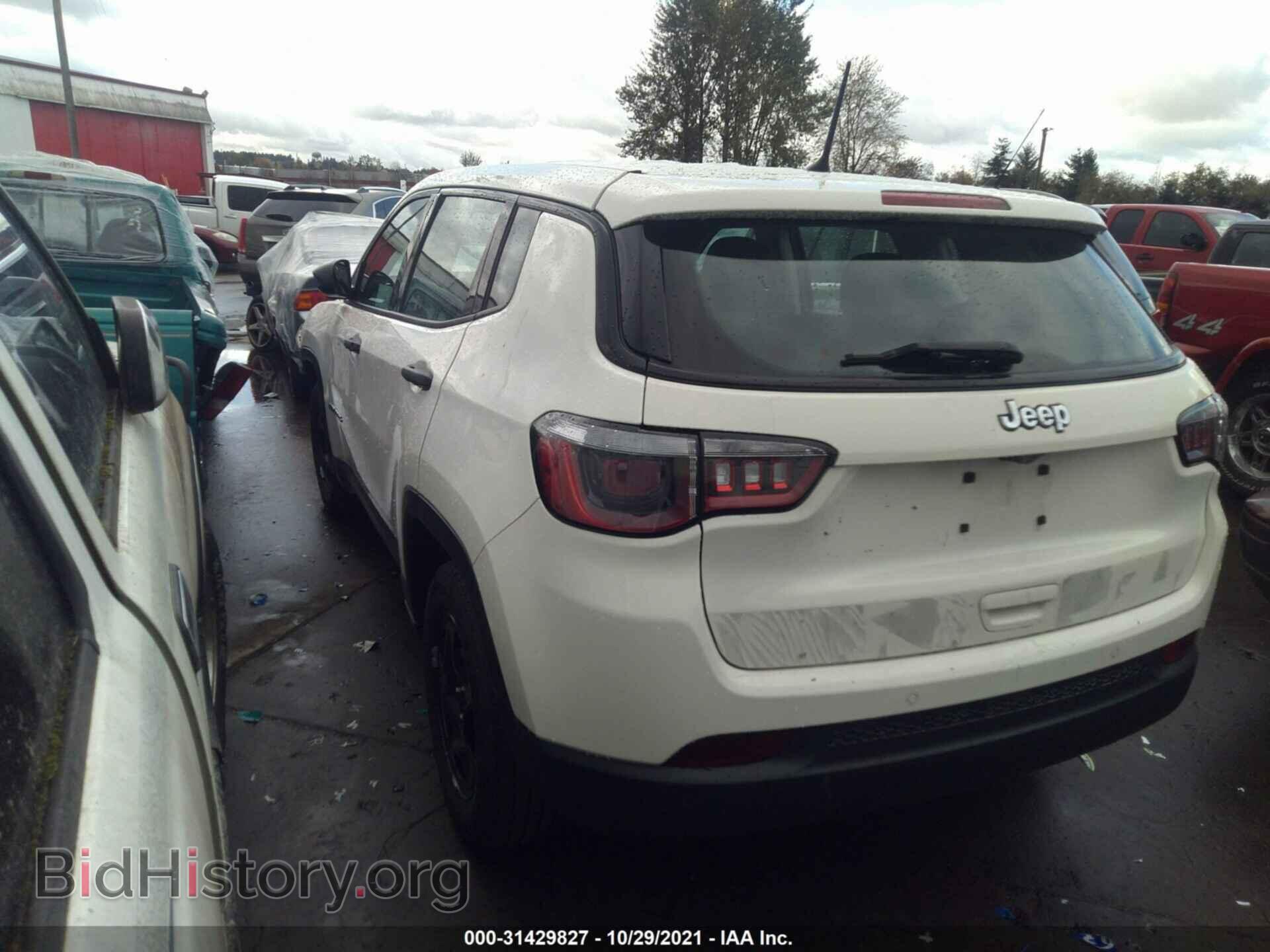2018 JEEP COMPASS - VIN: 3C4NJCAB4JT263410 - Фото 3