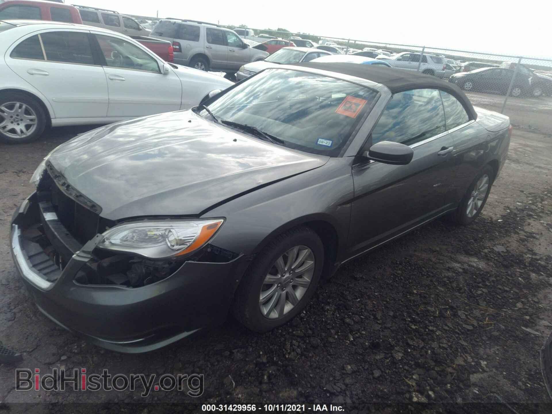 2012 CHRYSLER 200 - VIN: 1C3BCBEB9CN218407 - Фото 2