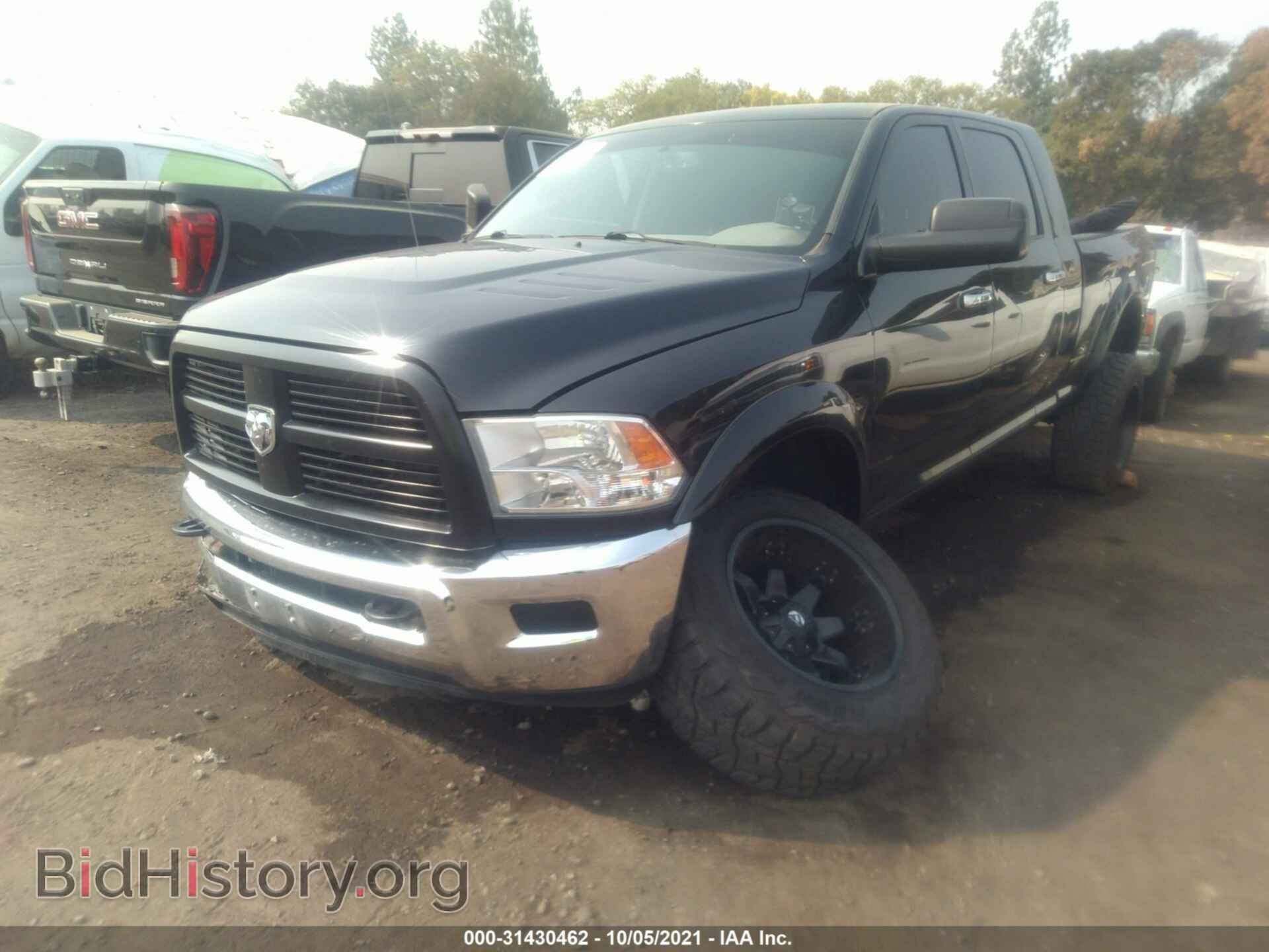 2011 RAM 3500 - VIN: 3D73Y3HL9BG576941 - Photo 2