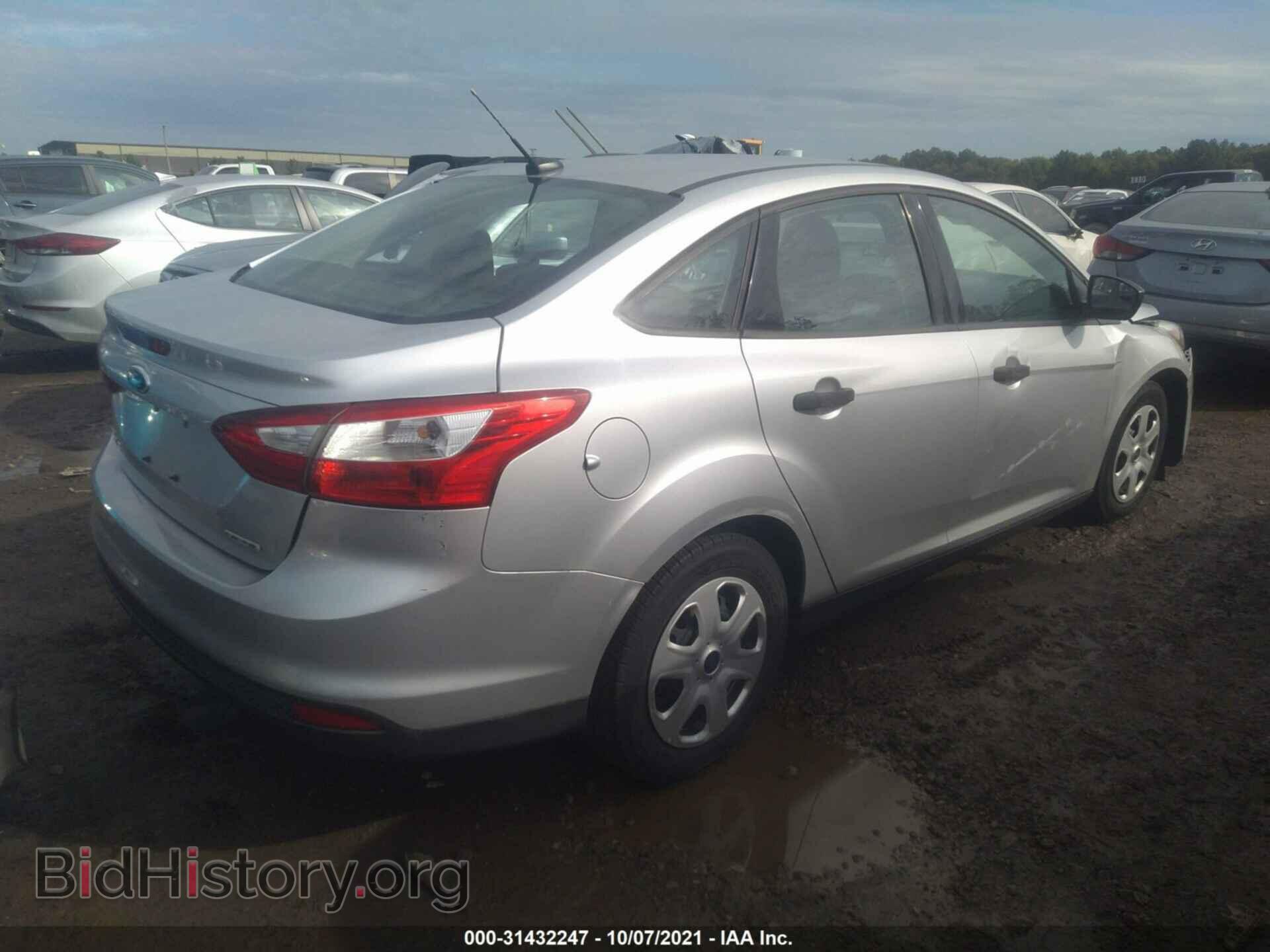 2012 FORD FOCUS - VIN: 1FAHP3E22CL385452 - Фото 4