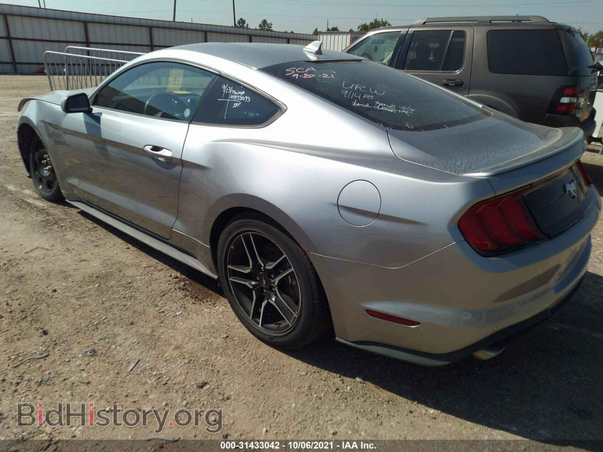 2021 FORD MUSTANG - VIN: 1FA6P8THXM5115225 - Фото 3