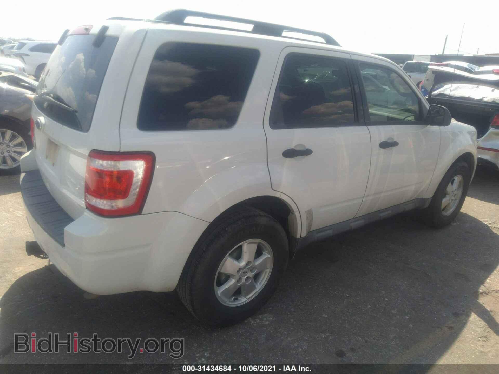 2010 FORD ESCAPE - VIN: 1FMCU0C74AKA44675 - Фото 4