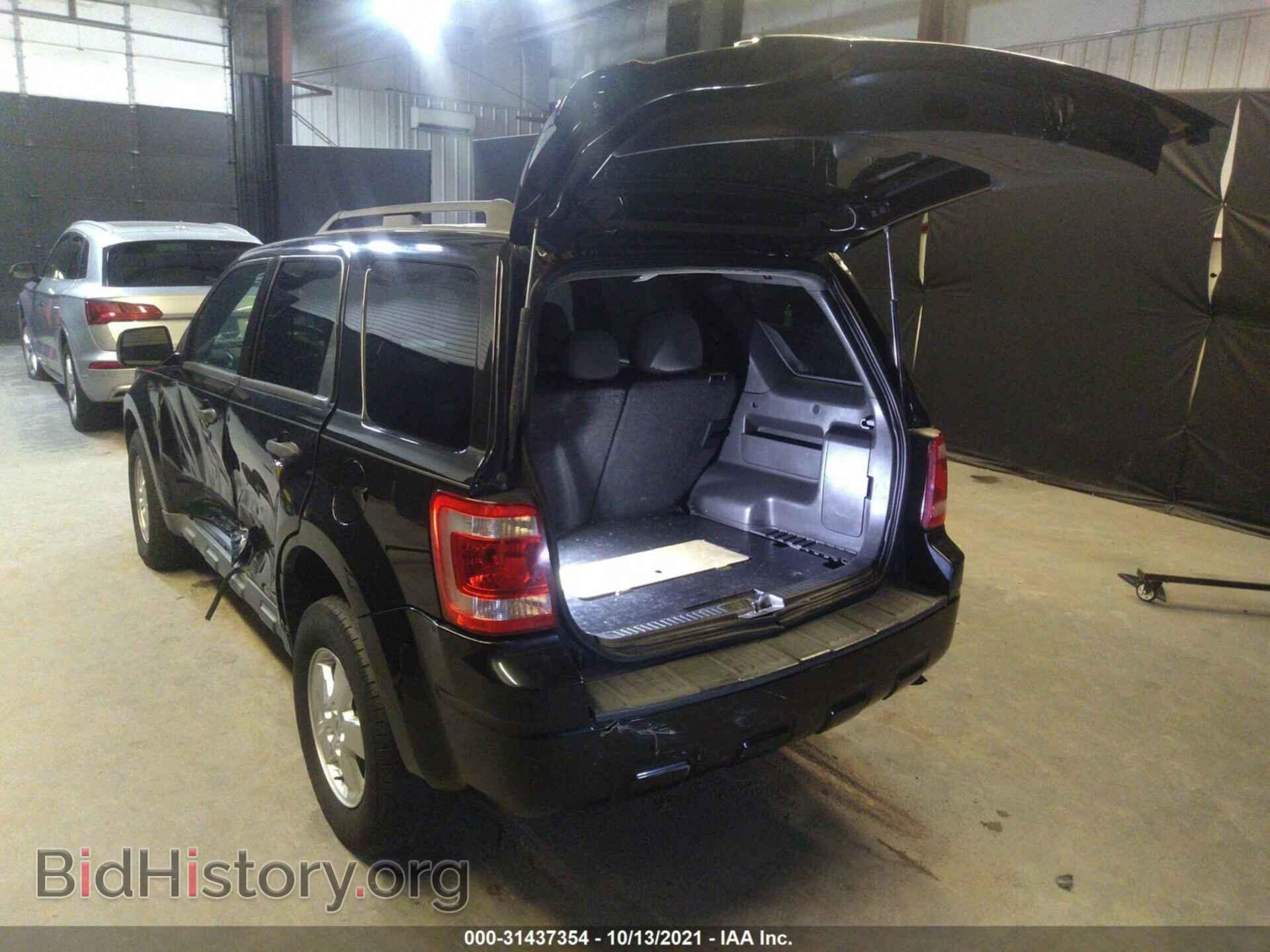 2011 FORD ESCAPE - VIN: 1FMCU9DG1BKB99558 - Фото 3