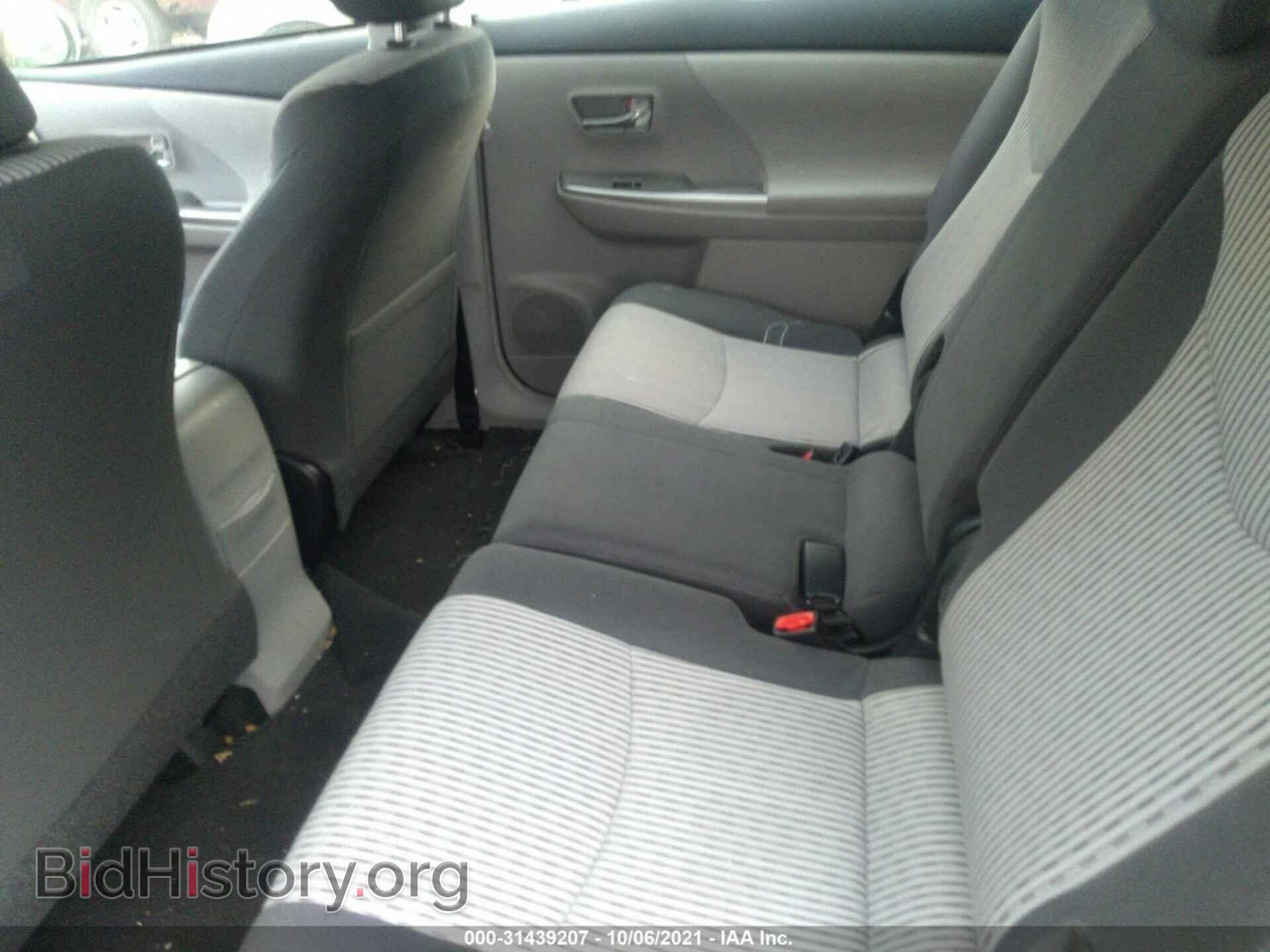 2016 TOYOTA PRIUS V - VIN: JTDZN3EU2GJ045192 - Фото 8