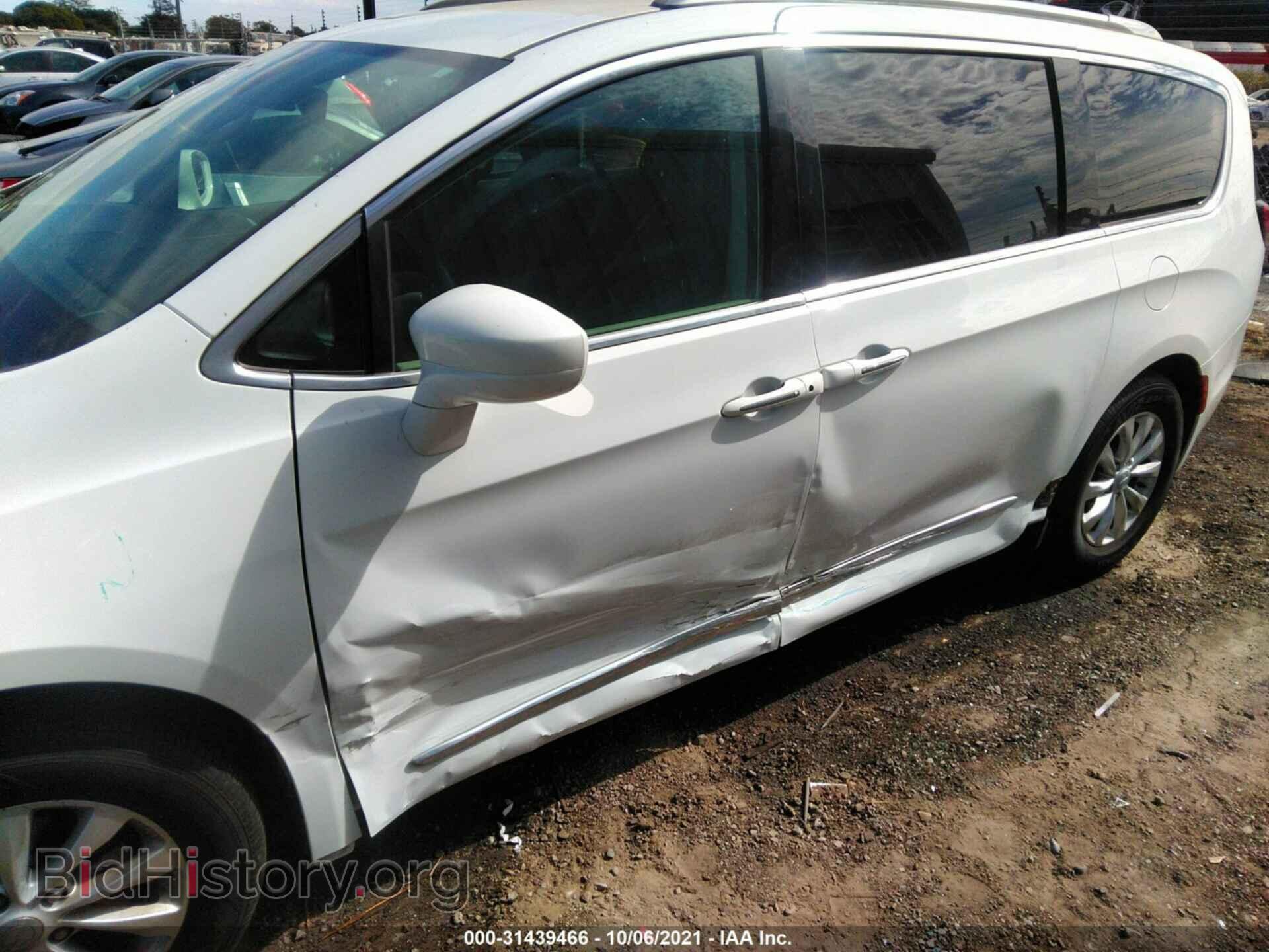 2018 CHRYSLER PACIFICA - VIN: 2C4RC1BG5JR157125 - Фото 6