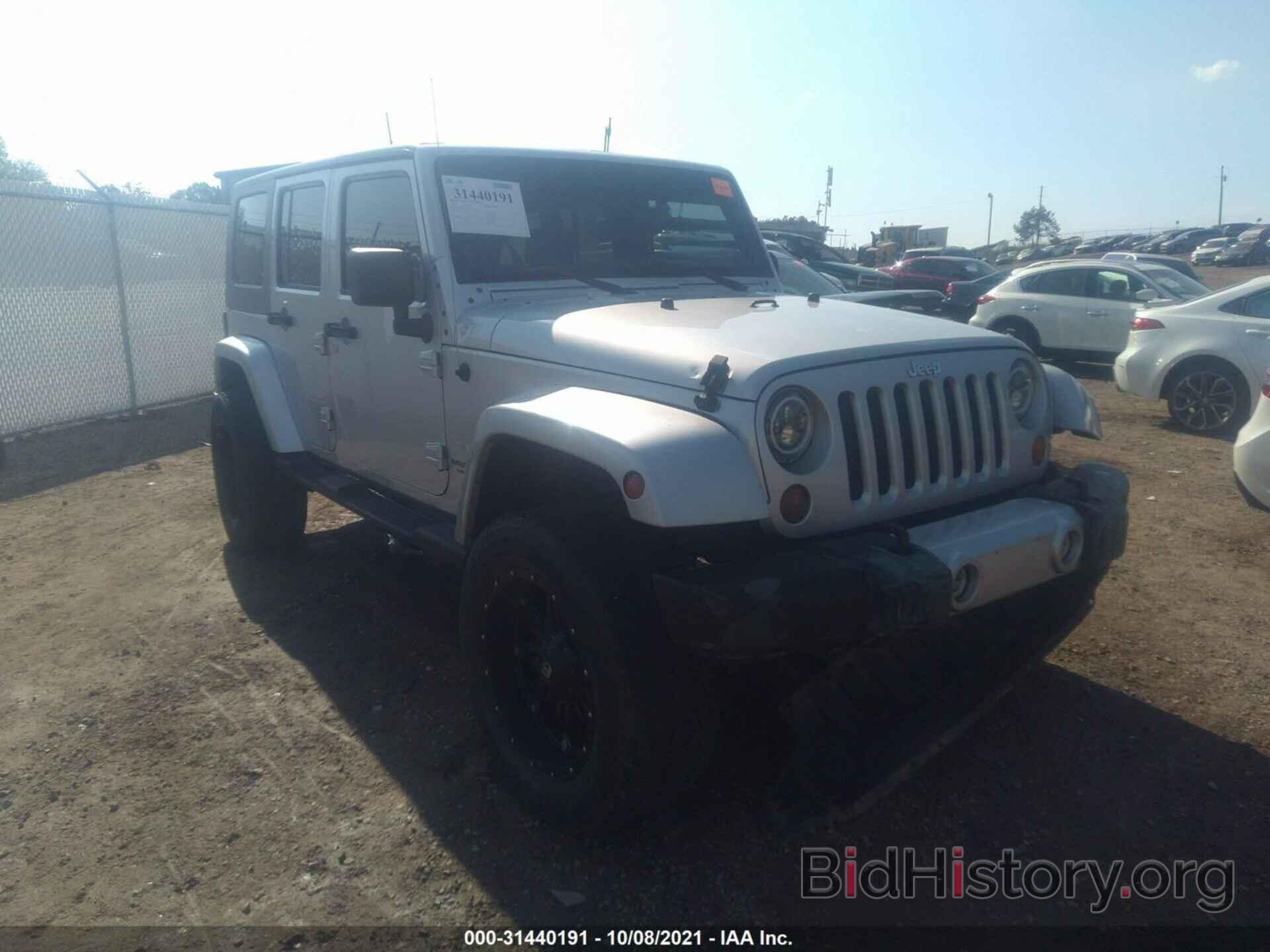 Photo 1J4GA59138L553539 - JEEP WRANGLER 2008