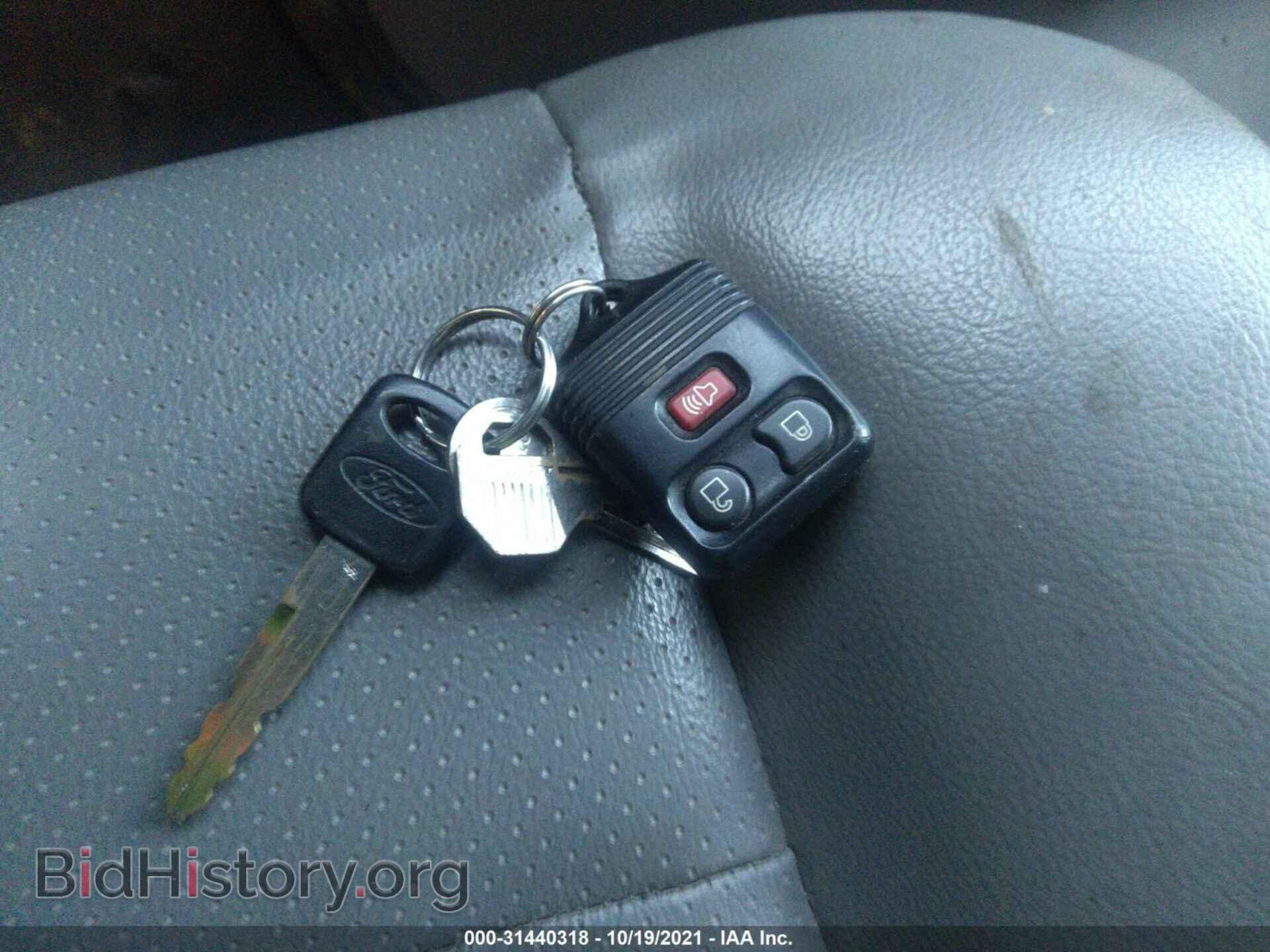 2011 FORD ECONOLINE CARGO VAN - VIN: 1FTSS3EL7BDA64104 - Фото 11