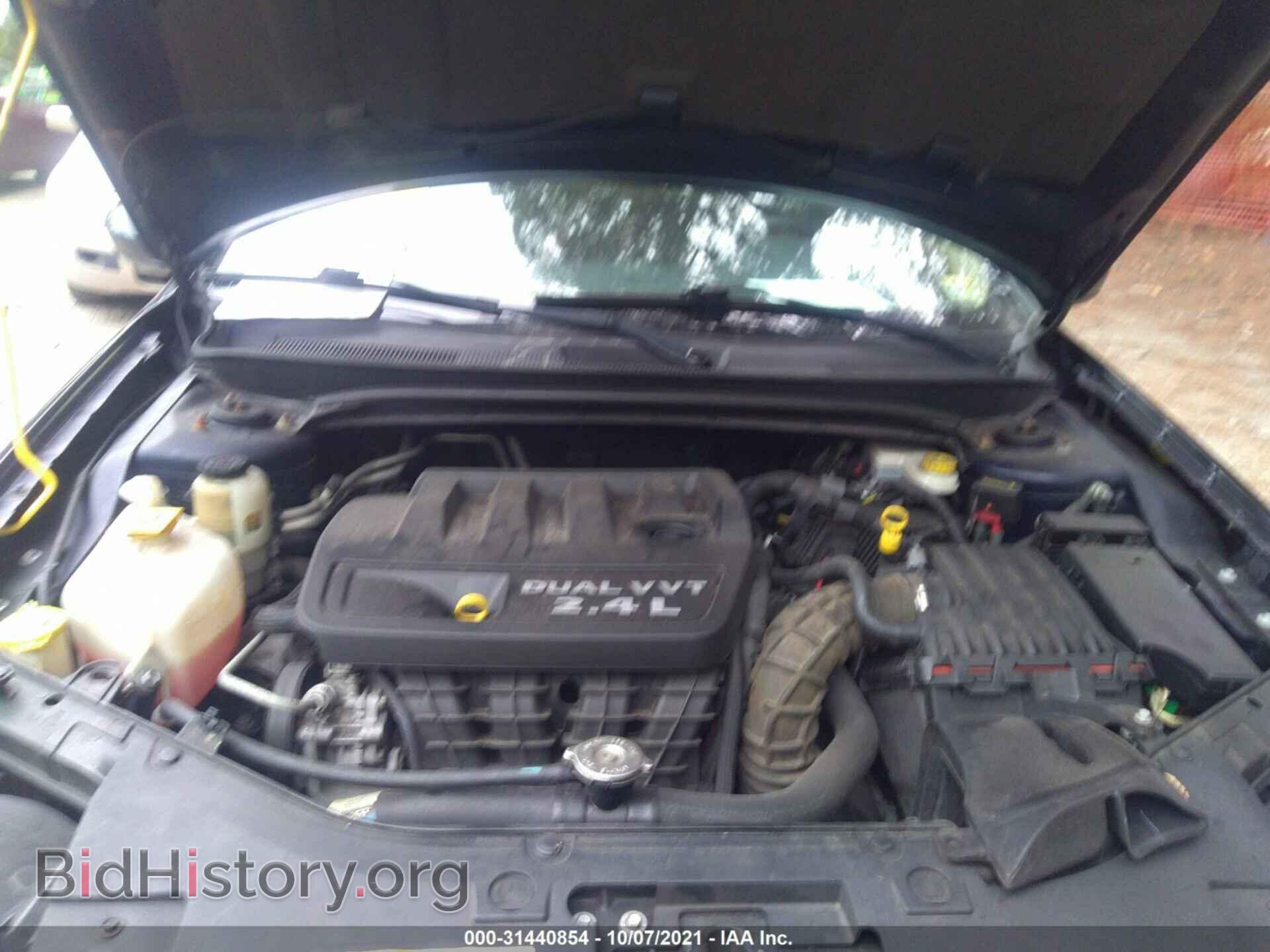 2014 CHRYSLER 200 - VIN: 1C3CCBAB3EN122124 - Фото 10