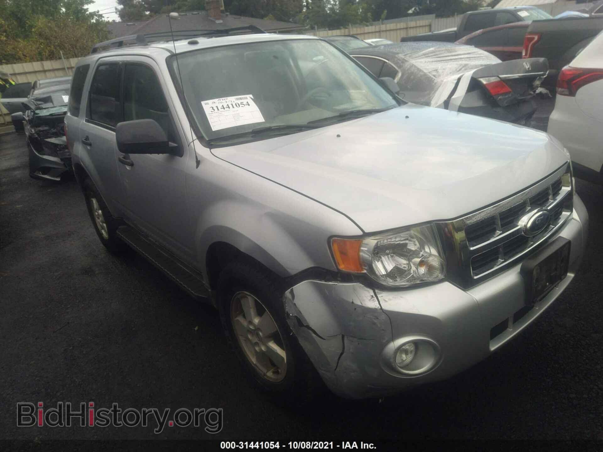 Фотография 1FMCU0D76CKB32113 - FORD ESCAPE 2012