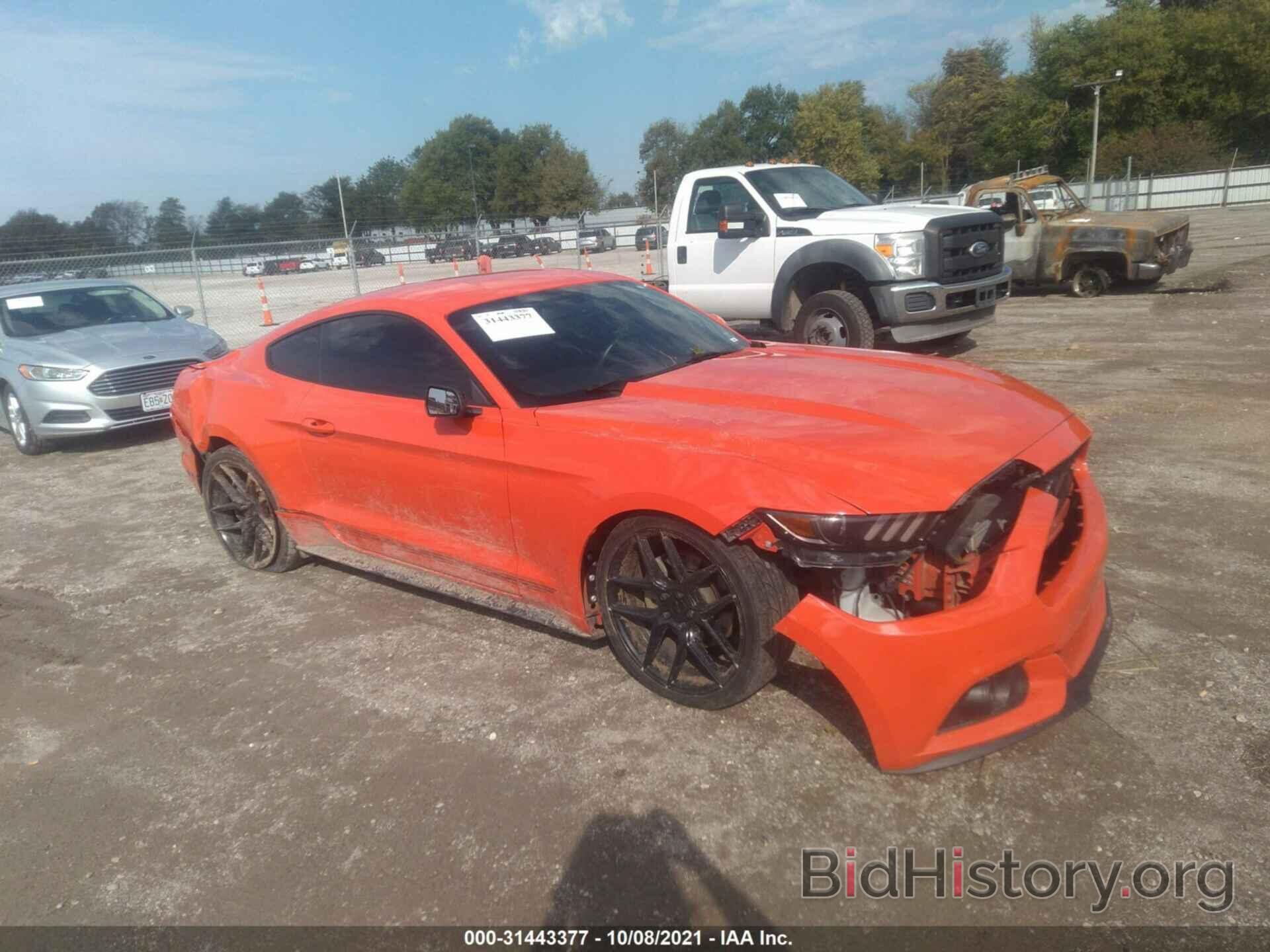 Photo 1FA6P8TH6G5267958 - FORD MUSTANG 2016