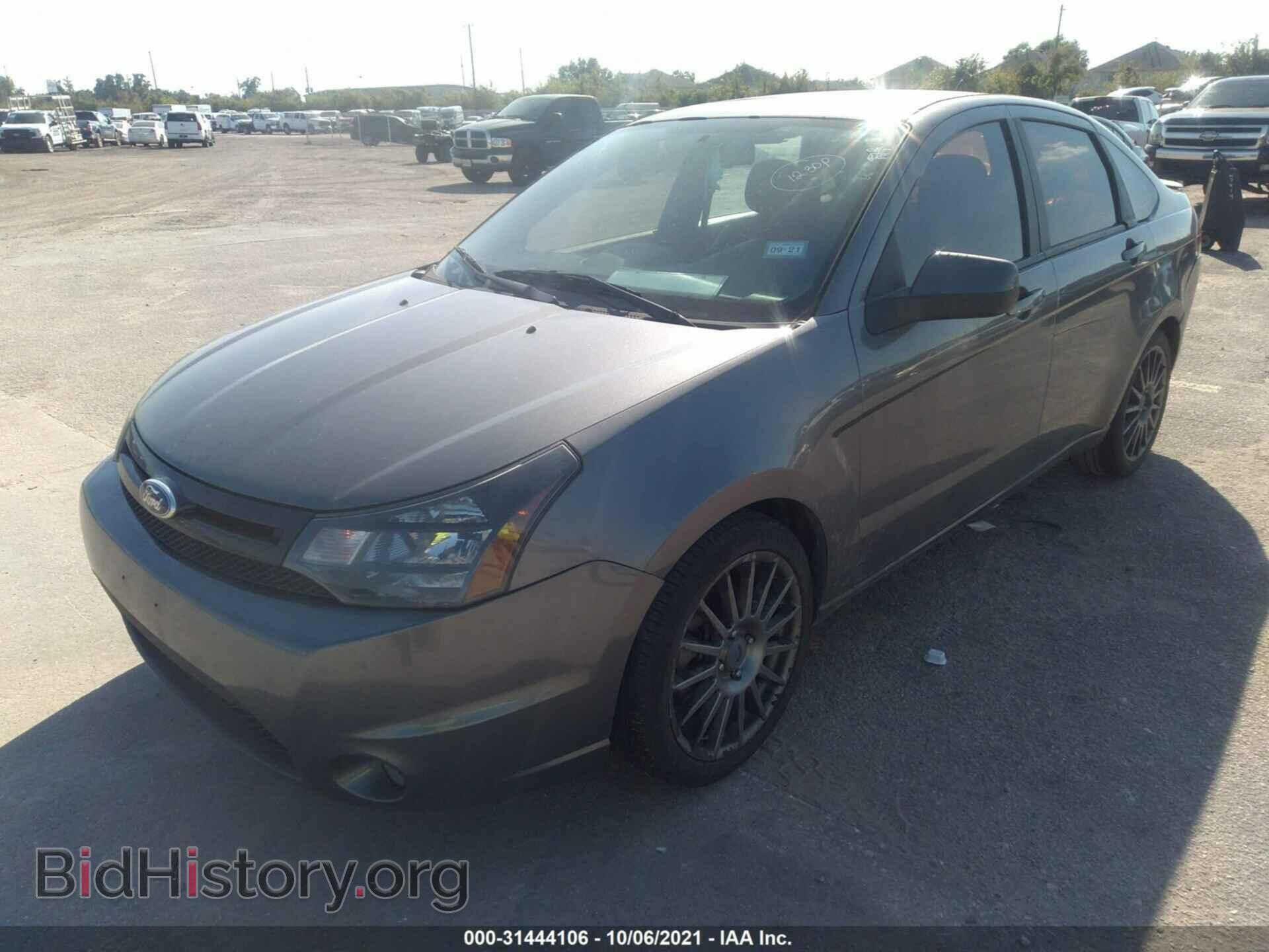 2011 FORD FOCUS - VIN: 1FAHP3GN4BW151706 - Photo 2