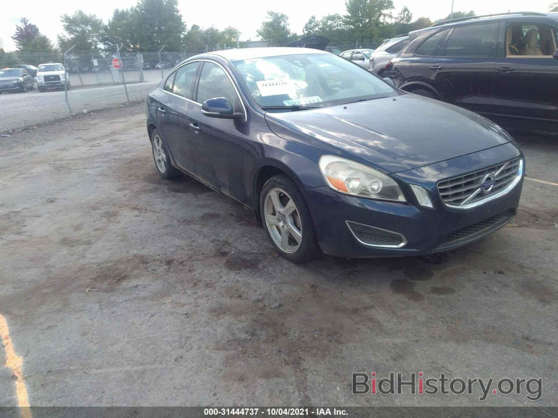 Photo YV1622FS8C2098867 - VOLVO S60 2012