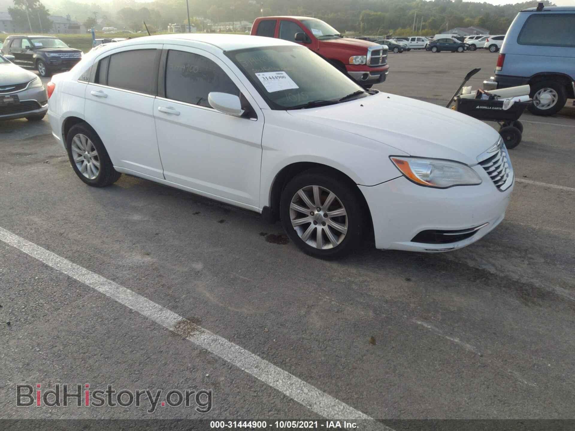 Photo 1C3CCBBB3DN550613 - CHRYSLER 200 2013