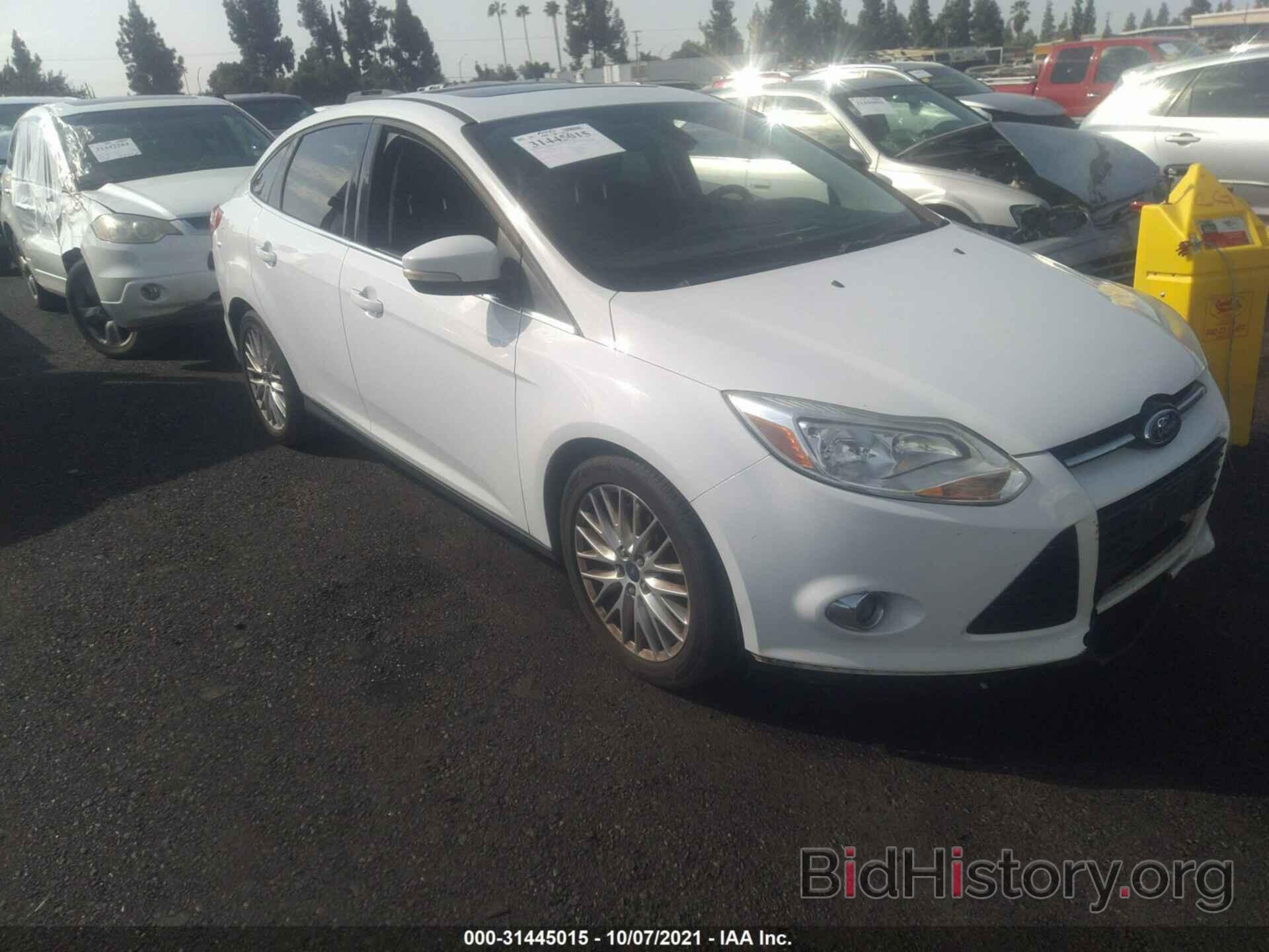 Photo 1FAHP3H26CL155988 - FORD FOCUS 2012