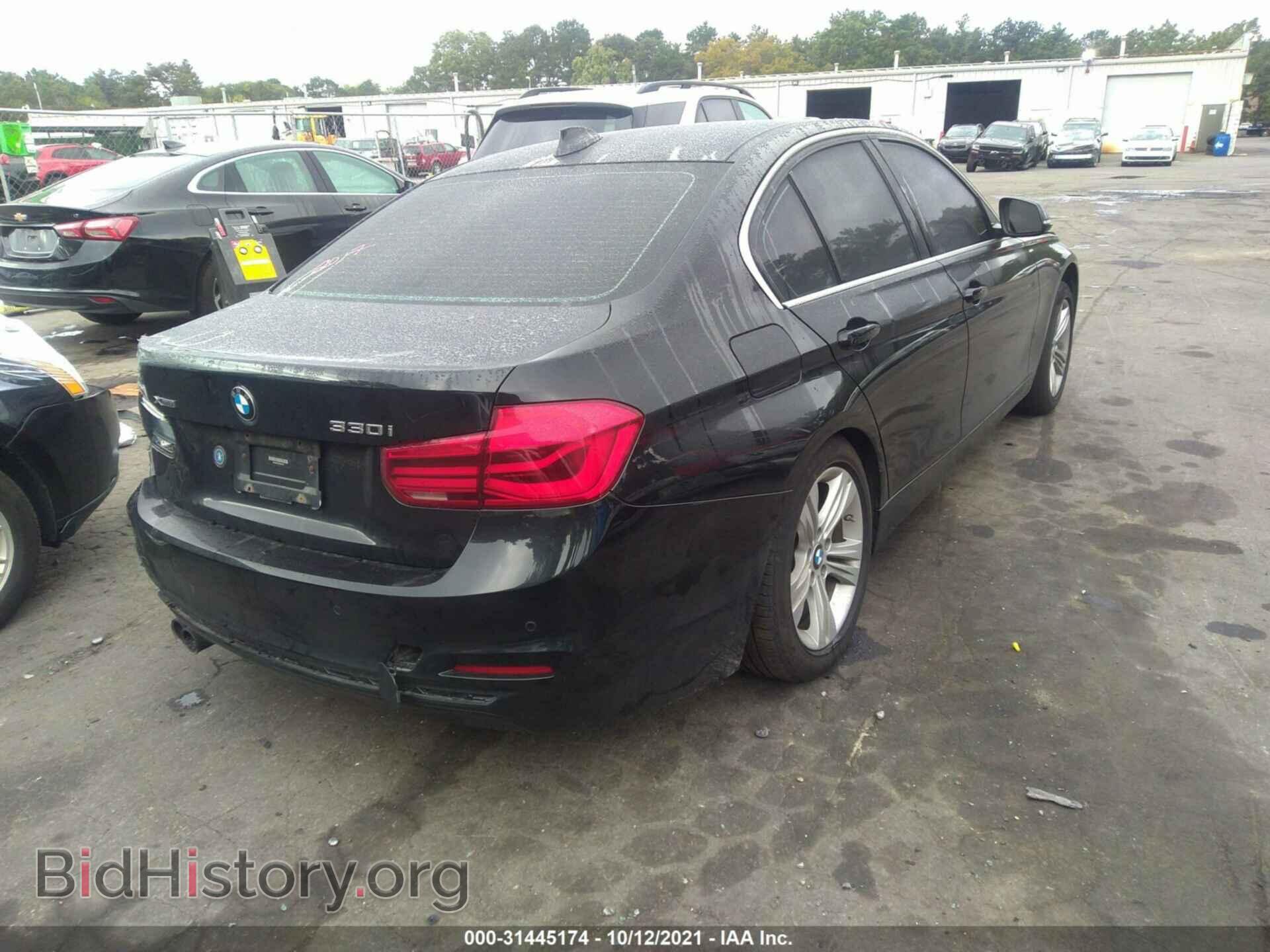 2017 BMW 3 SERIES - VIN: WBA8D9C33HA004340 - Фото 4