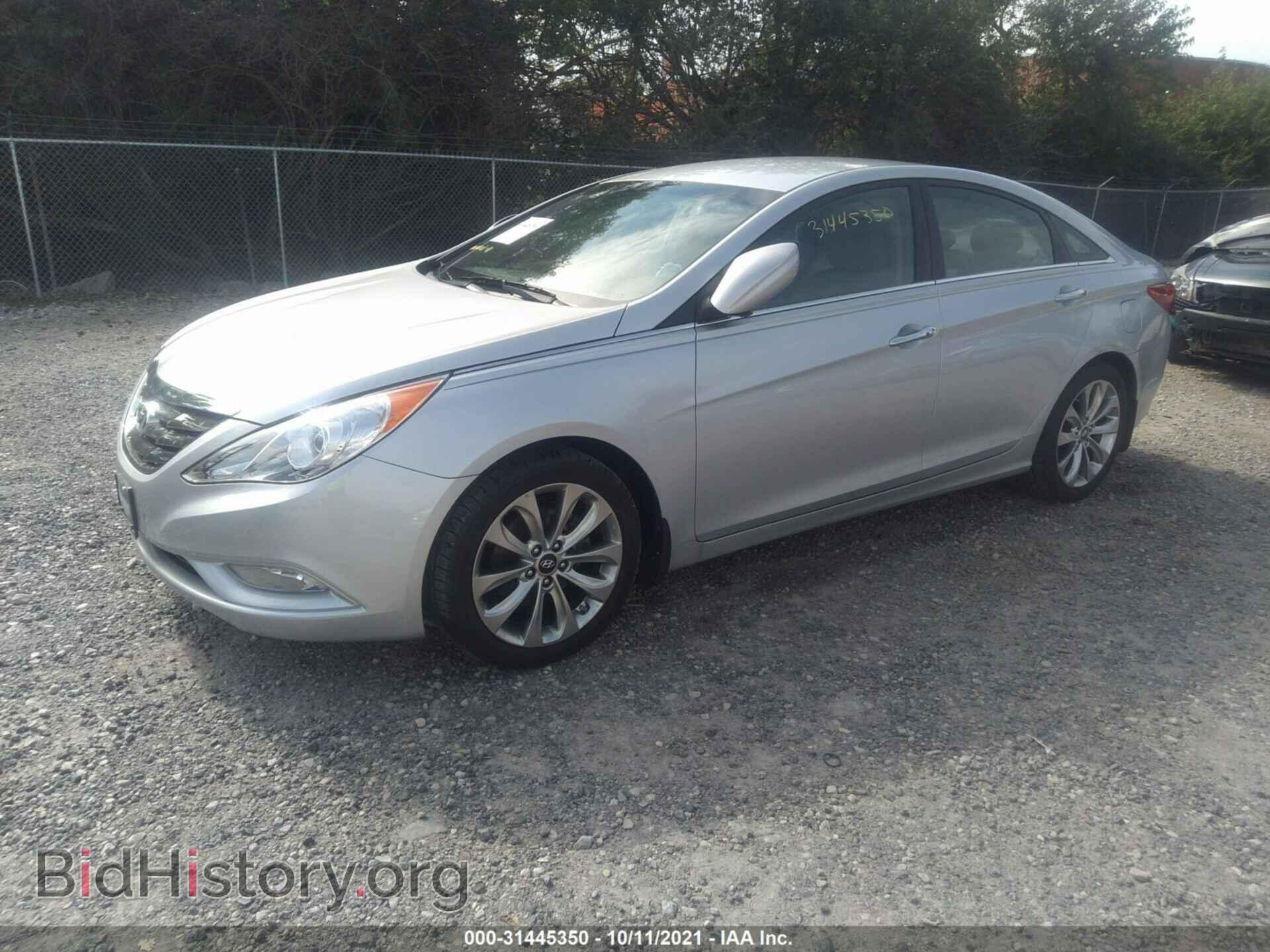 2012 HYUNDAI SONATA - VIN: 5NPEC4ACXCH393509 - Фото 2