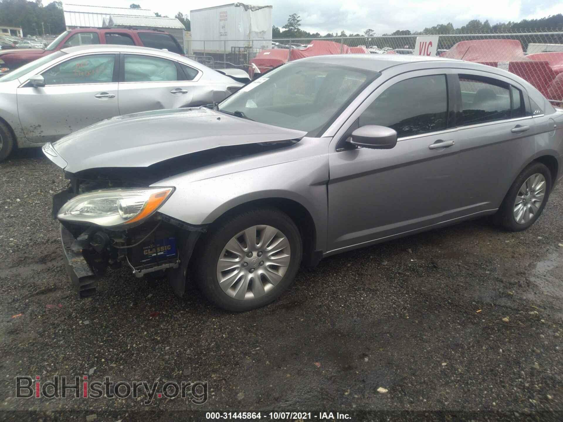 2014 CHRYSLER 200 - VIN: 1C3CCBAB2EN211621 - Photo 2