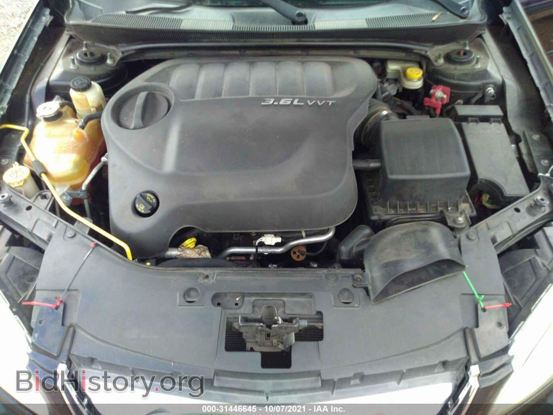2011 CHRYSLER 200 - VIN: 1C3BC1FGXBN577400 - Фото 10