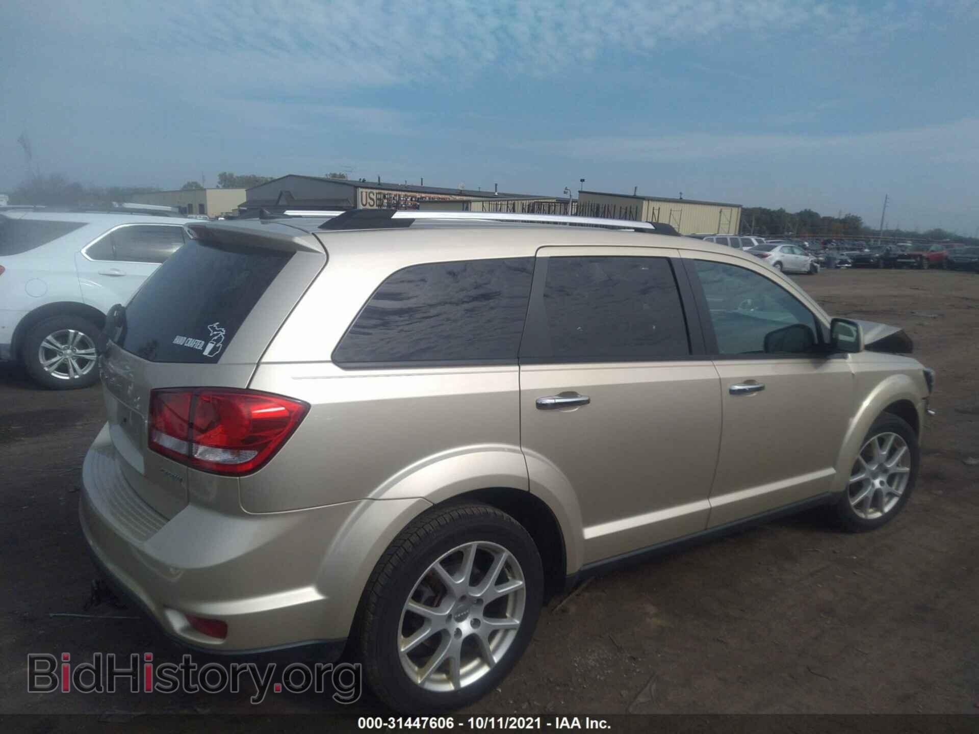 2011 DODGE JOURNEY - VIN: 3D4PG3FG2BT569442 - Photo 4