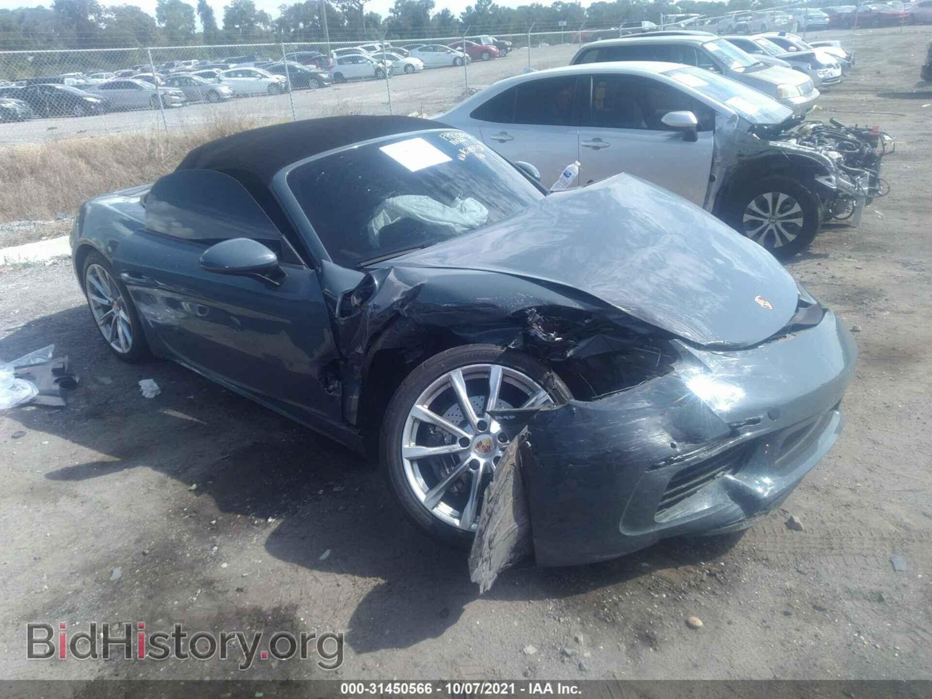 Photo WP0CA2A84JS210438 - PORSCHE 718 BOXSTER 2018
