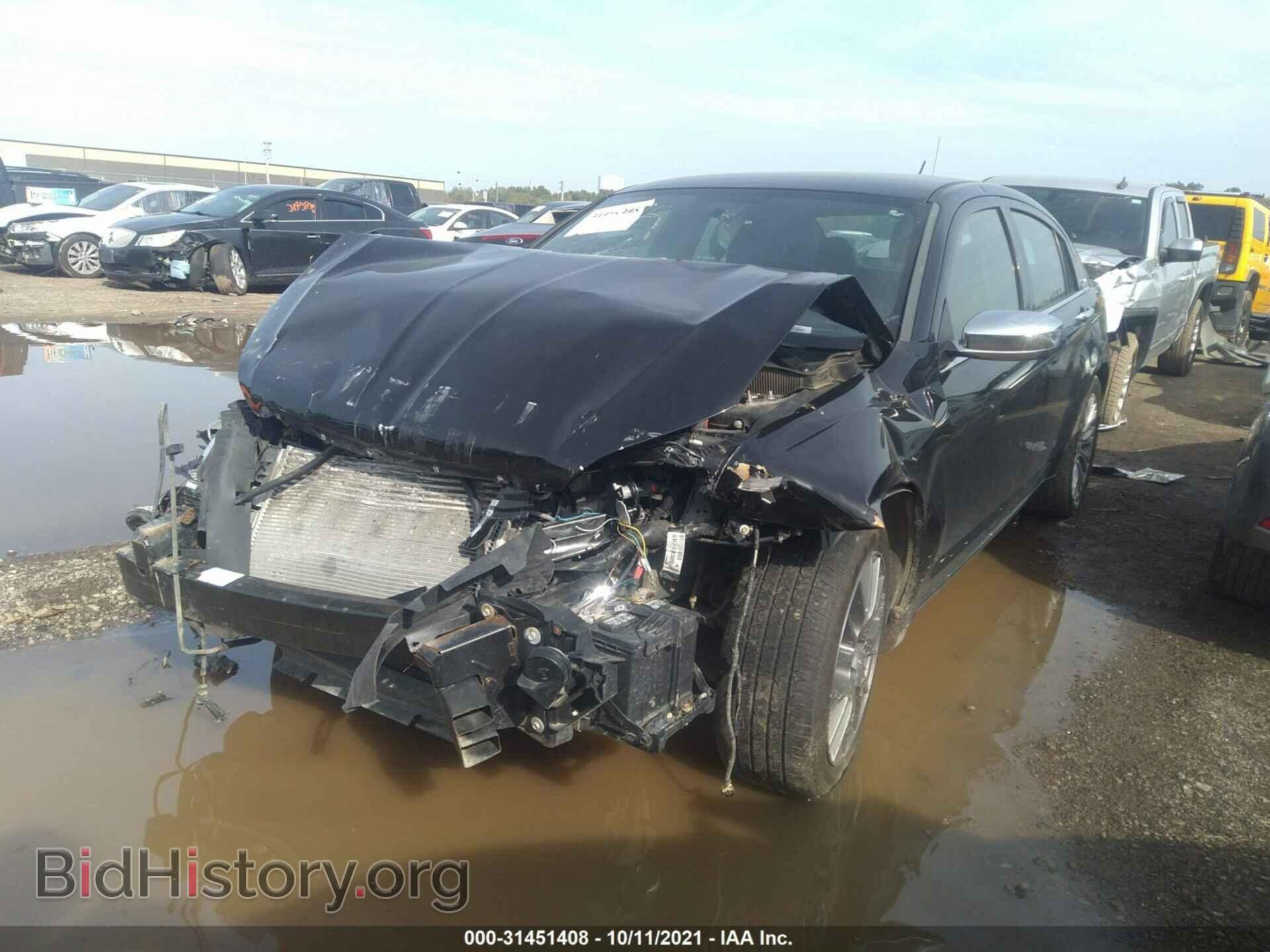 2013 CHRYSLER 200 - VIN: 1C3CCBCG4DN520871 - Фото 2