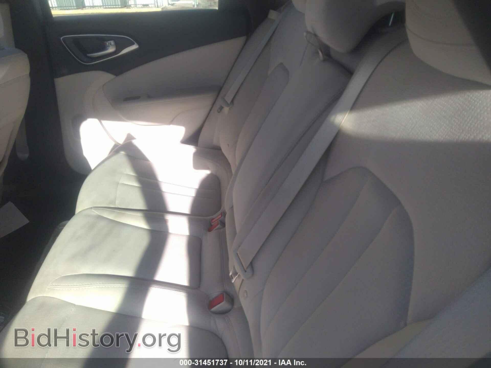 2016 CHRYSLER 200 - VIN: 1C3CCCAB1GN115794 - Фото 8