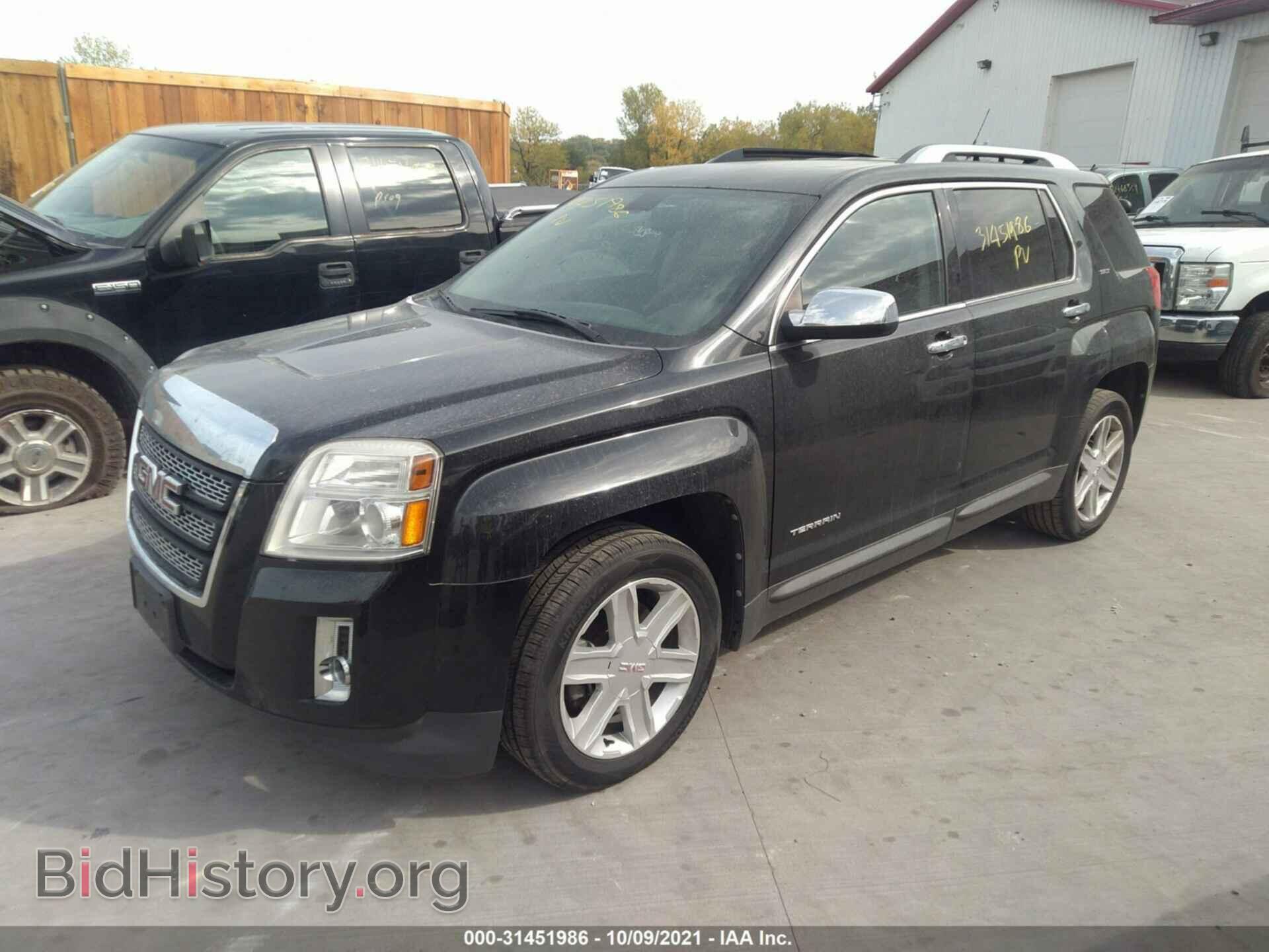 2011 GMC TERRAIN - VIN: 2CTFLXEC2B6442516 - Photo 2