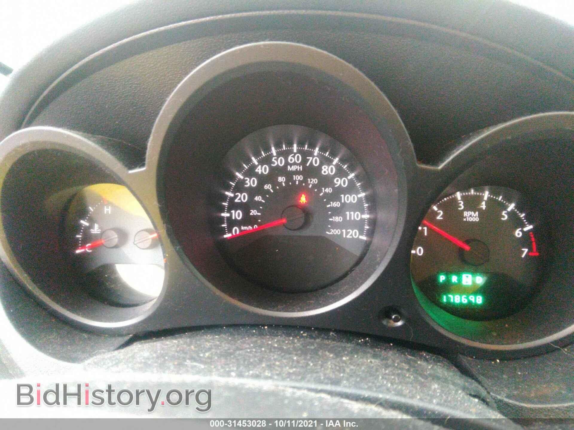 2010 CHRYSLER SEBRING - VIN: 1C3CC4FB5AN105629 - Фото 7
