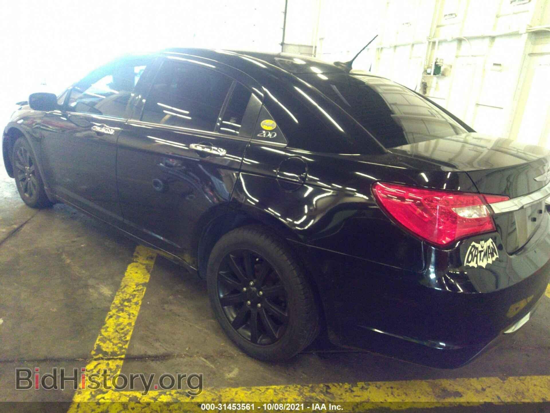 2013 CHRYSLER 200 - VIN: 1C3CCBCG1DN747242 - Фото 3