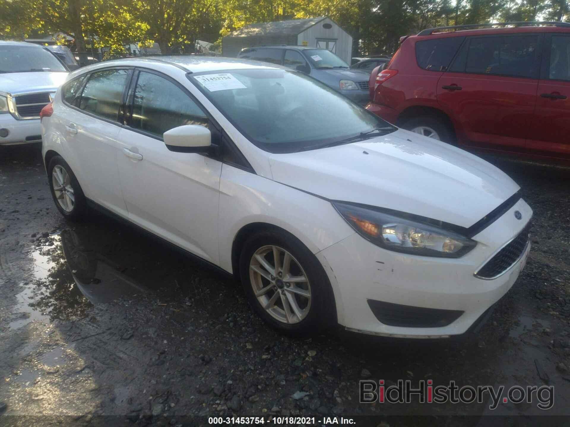 Photo 1FADP3K27JL295049 - FORD FOCUS 2018