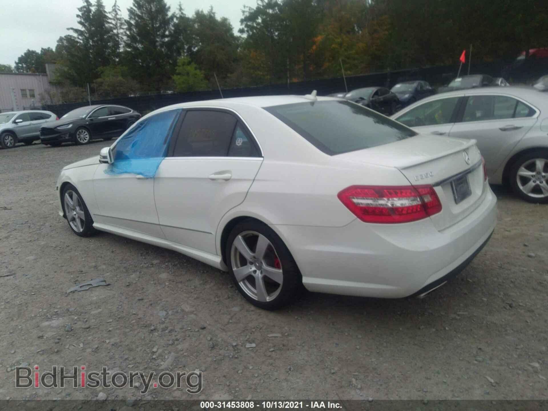 2011 MERCEDES-BENZ E-CLASS - VIN: WDDHF8HB0BA492859 - Фото 3