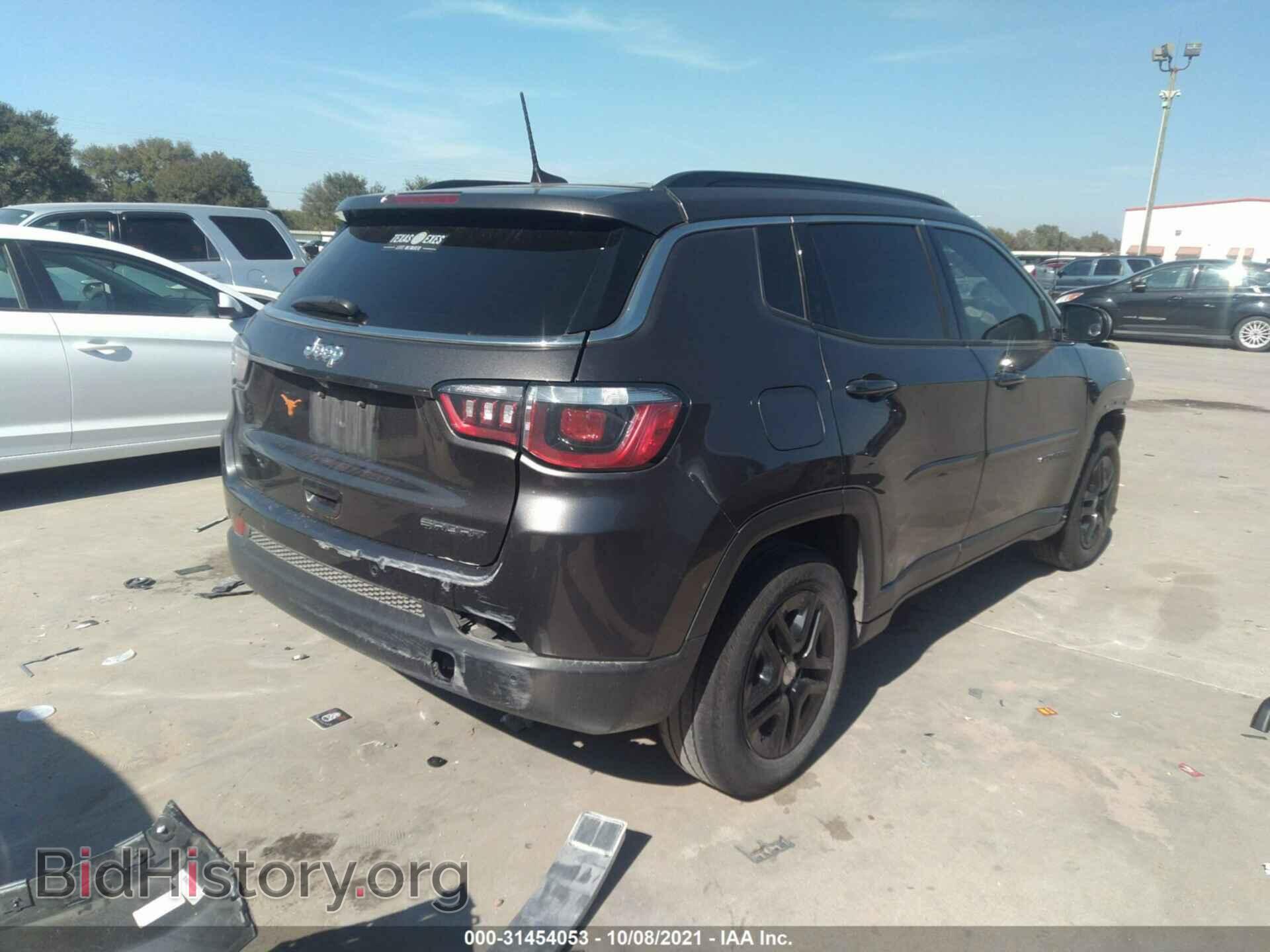 2019 JEEP COMPASS - VIN: 3C4NJCAB7KT769492 - Фото 4