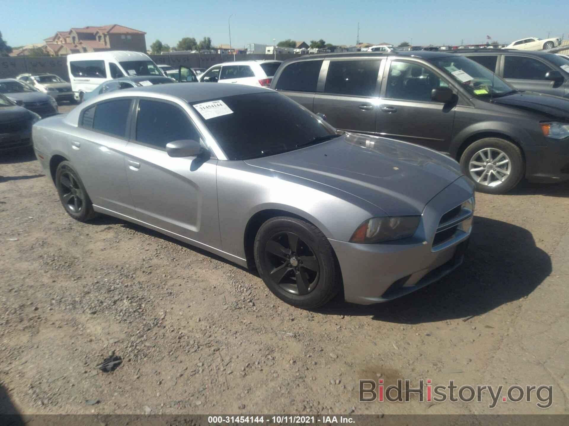 Photo 2C3CDXBG4DH625608 - DODGE CHARGER 2013