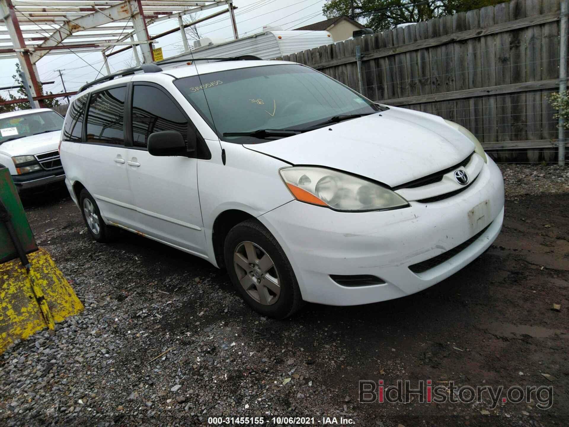 Photo 5TDZK23C88S118082 - TOYOTA SIENNA 2008