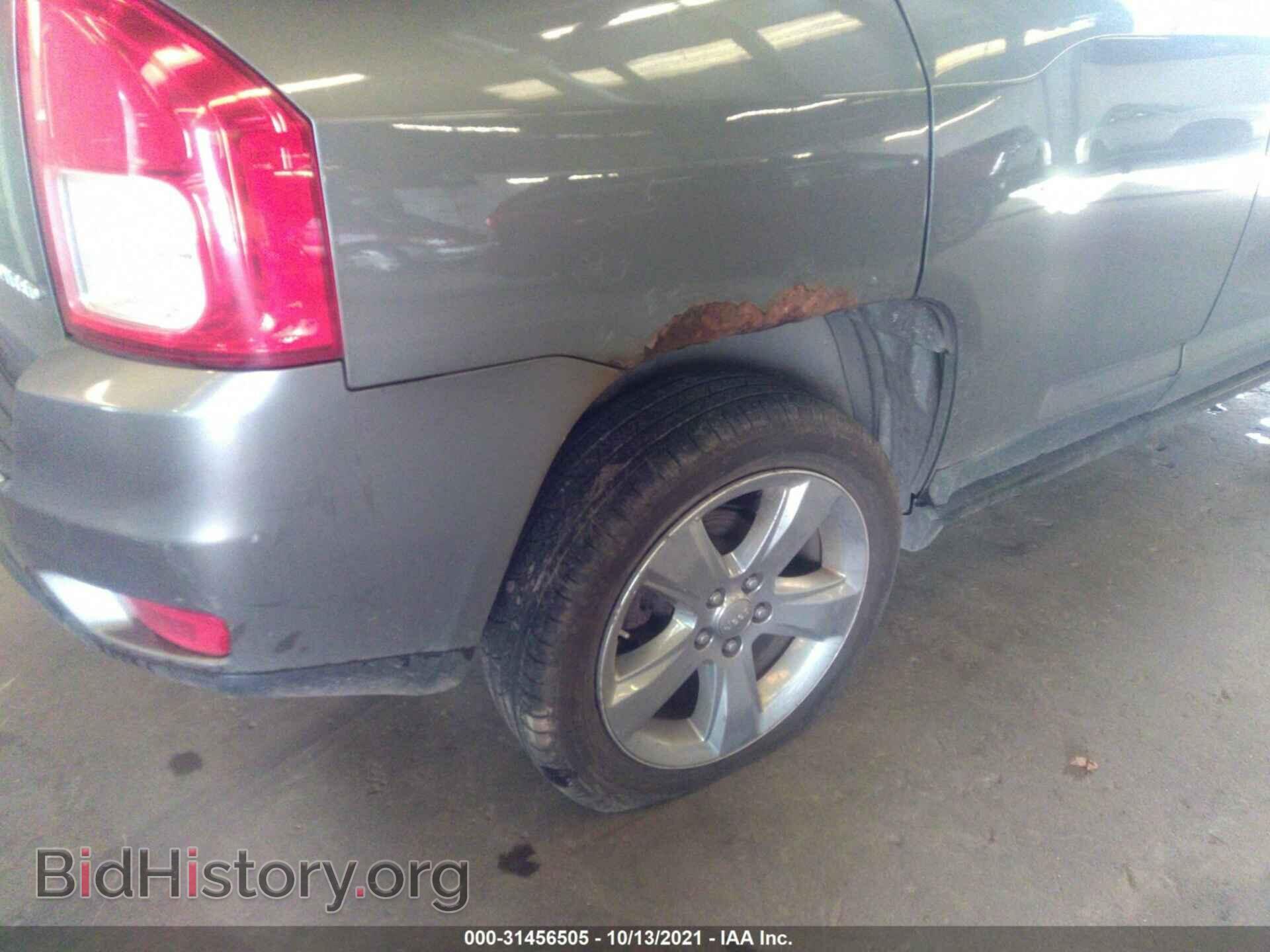 2011 JEEP COMPASS - VIN: 1J4NF5FB6BD275209 - Фото 6