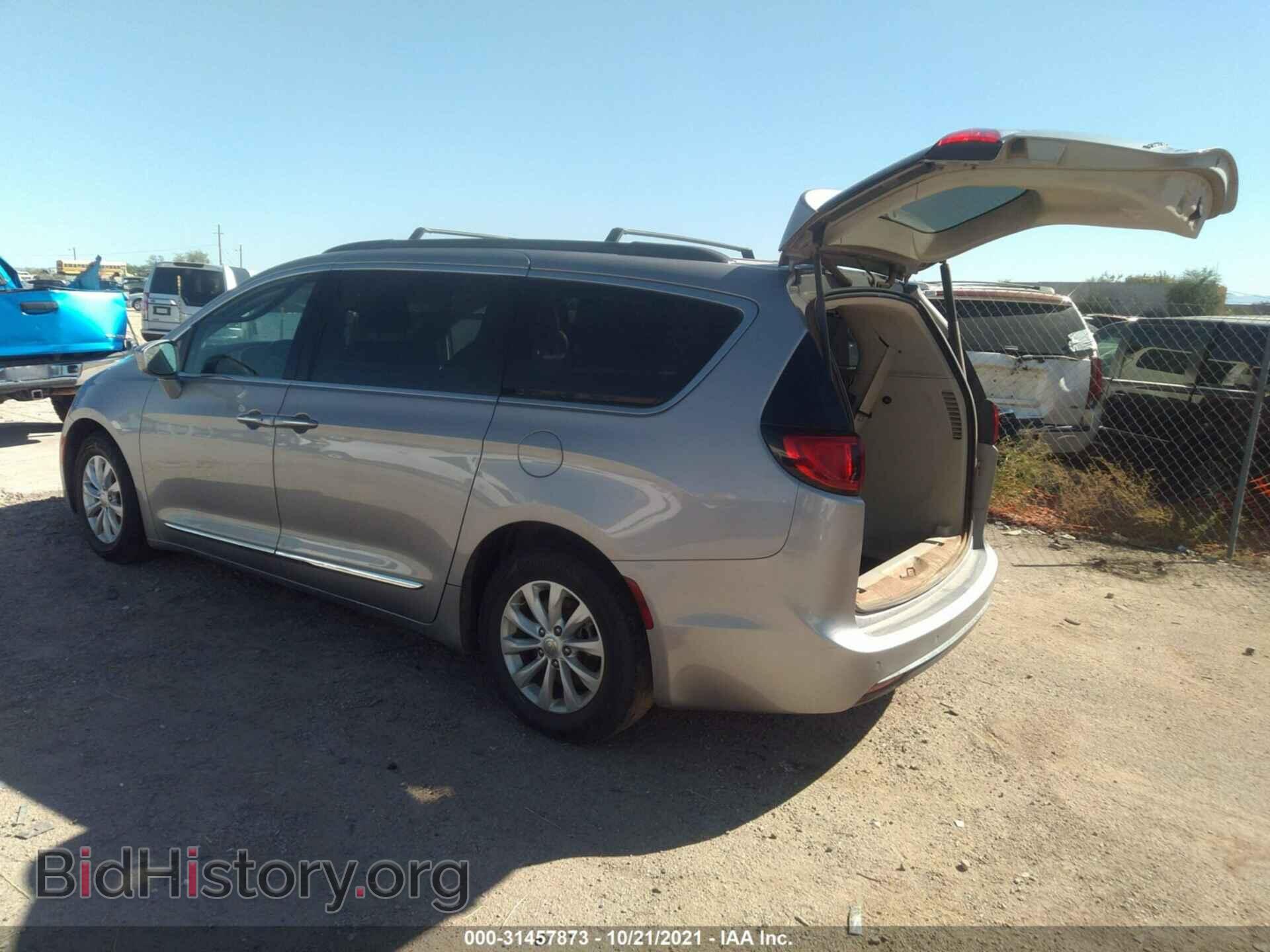 2017 CHRYSLER PACIFICA - VIN: 2C4RC1BG2HR544077 - Фото 3