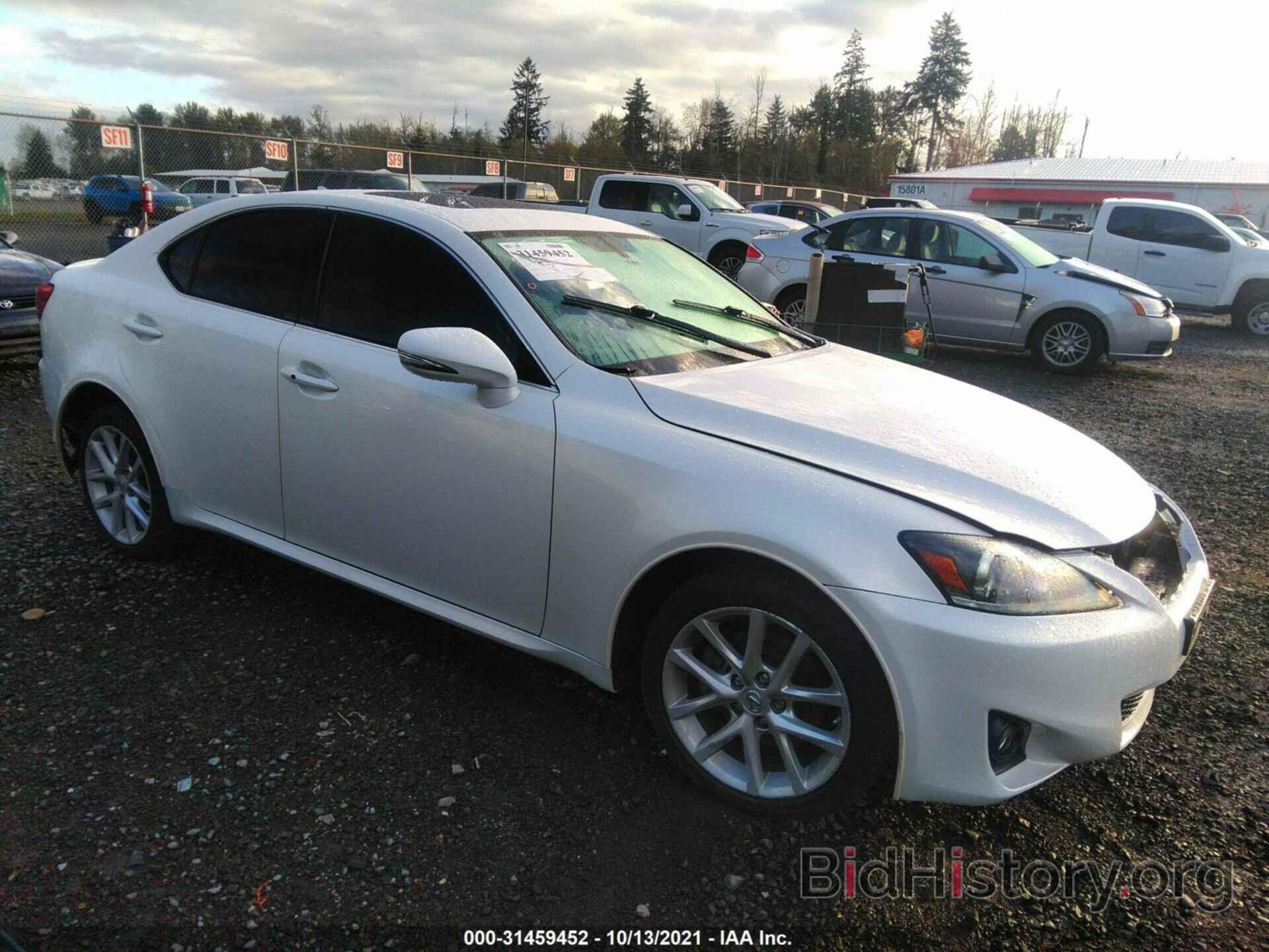 Photo JTHCF5C21D5061693 - LEXUS IS 250 2013