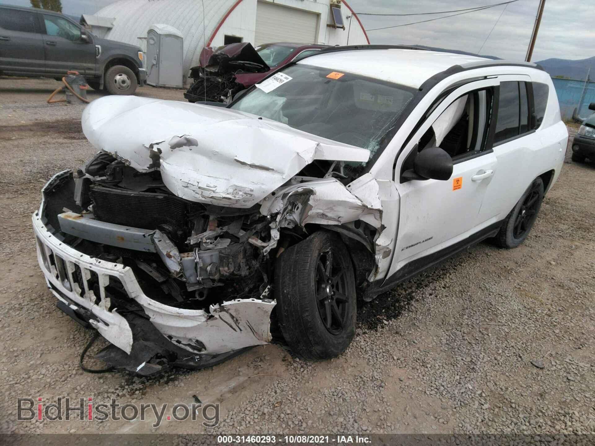 2015 JEEP COMPASS - VIN: 1C4NJDBB4FD282735 - Фото 2
