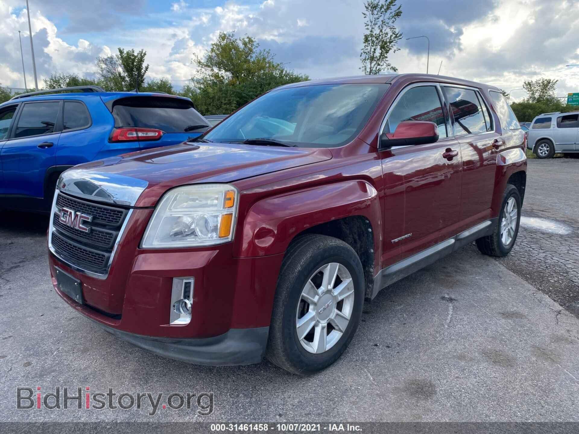 2011 GMC TERRAIN - VIN: 2CTALMEC3B6335421 - Photo 2