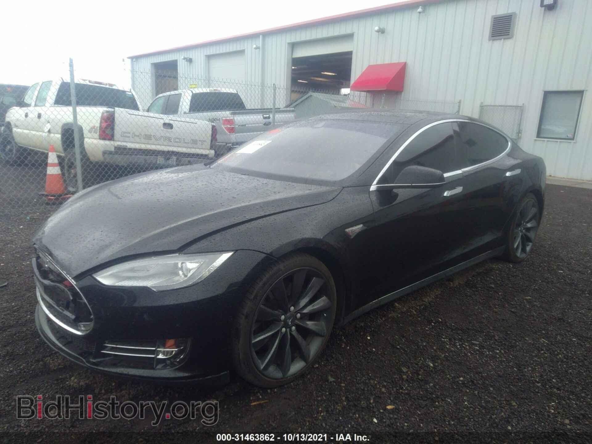 2015 TESLA MODEL S - VIN: 5YJSA1H20FF099768 - Фото 2