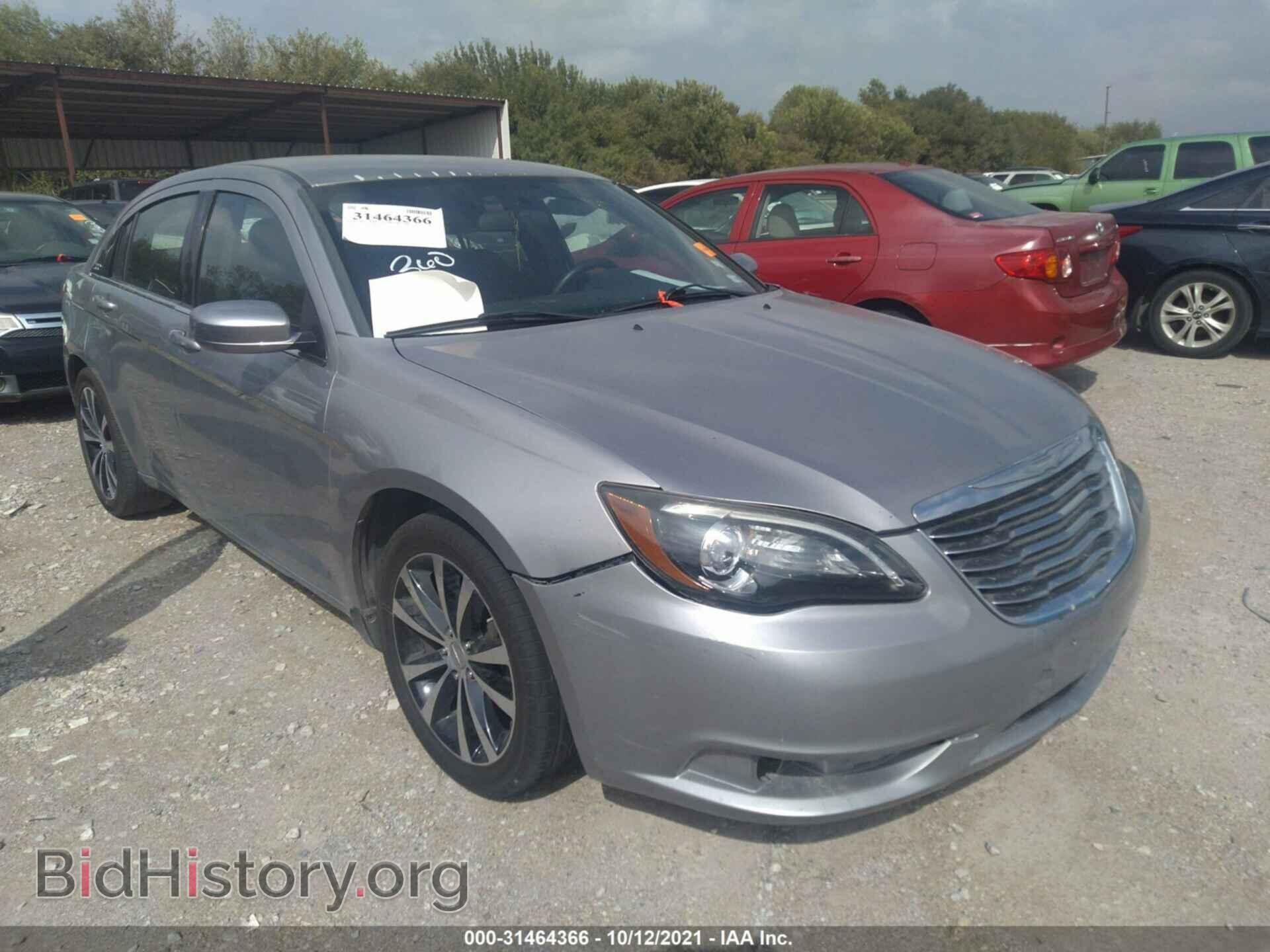 Photo 1C3CCBAB6DN641280 - CHRYSLER 200 2013