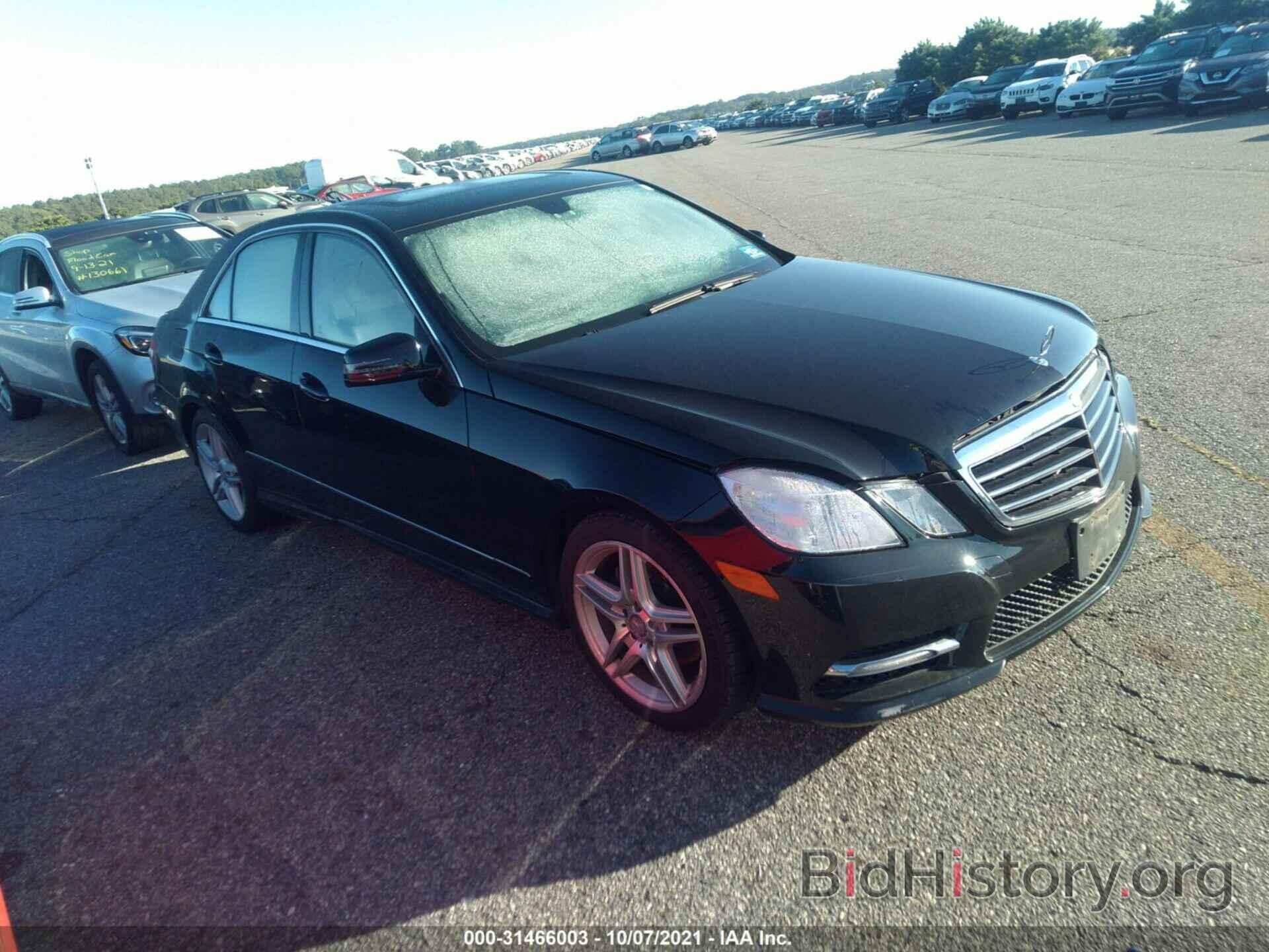 Photo WDDHF8JB6DA661778 - MERCEDES-BENZ E-CLASS 2013