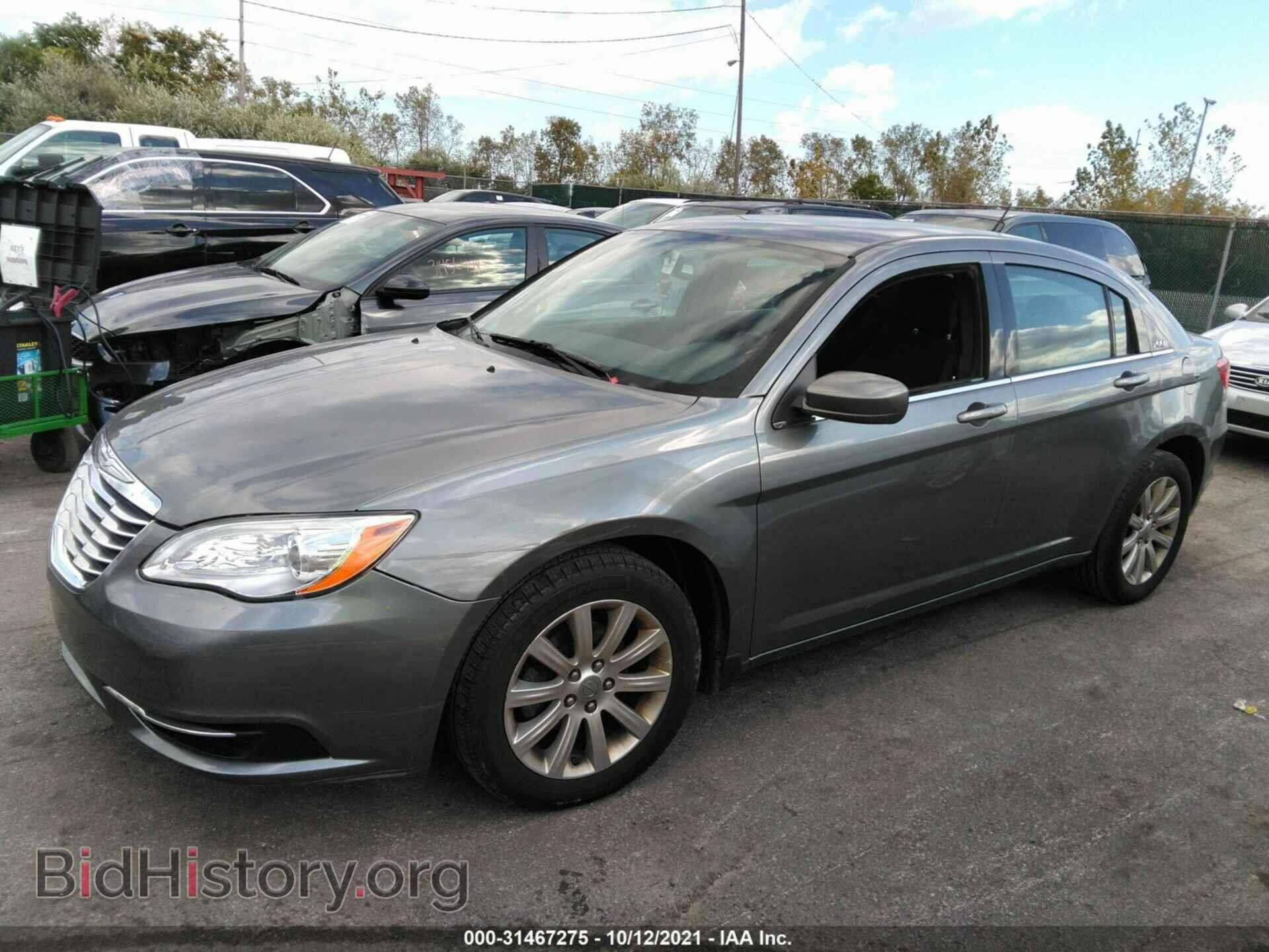 2013 CHRYSLER 200 - VIN: 1C3CCBBB9DN627680 - Фото 2