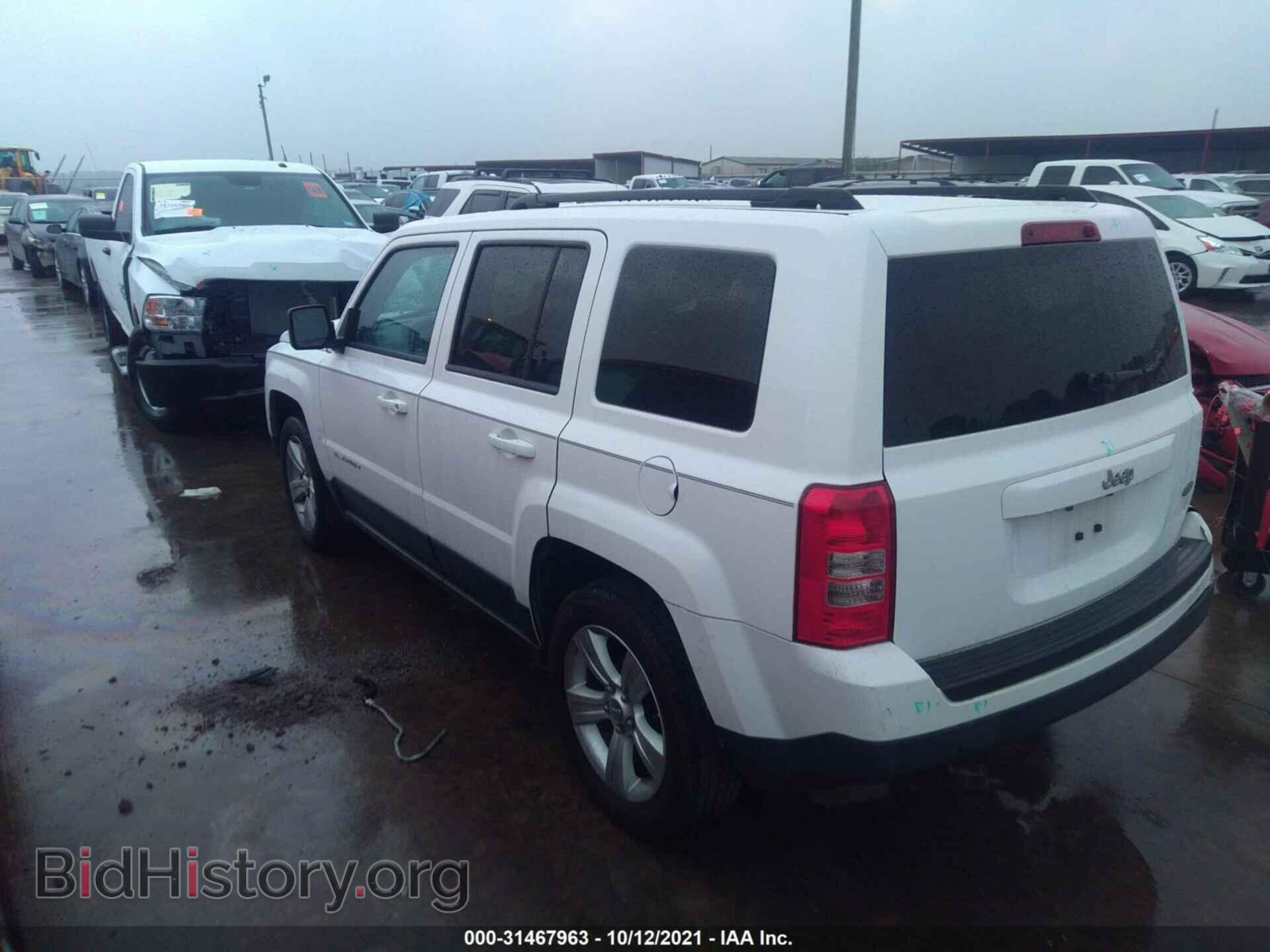 2012 JEEP PATRIOT - VIN: 1C4NJPFA9CD704559 - Фото 3