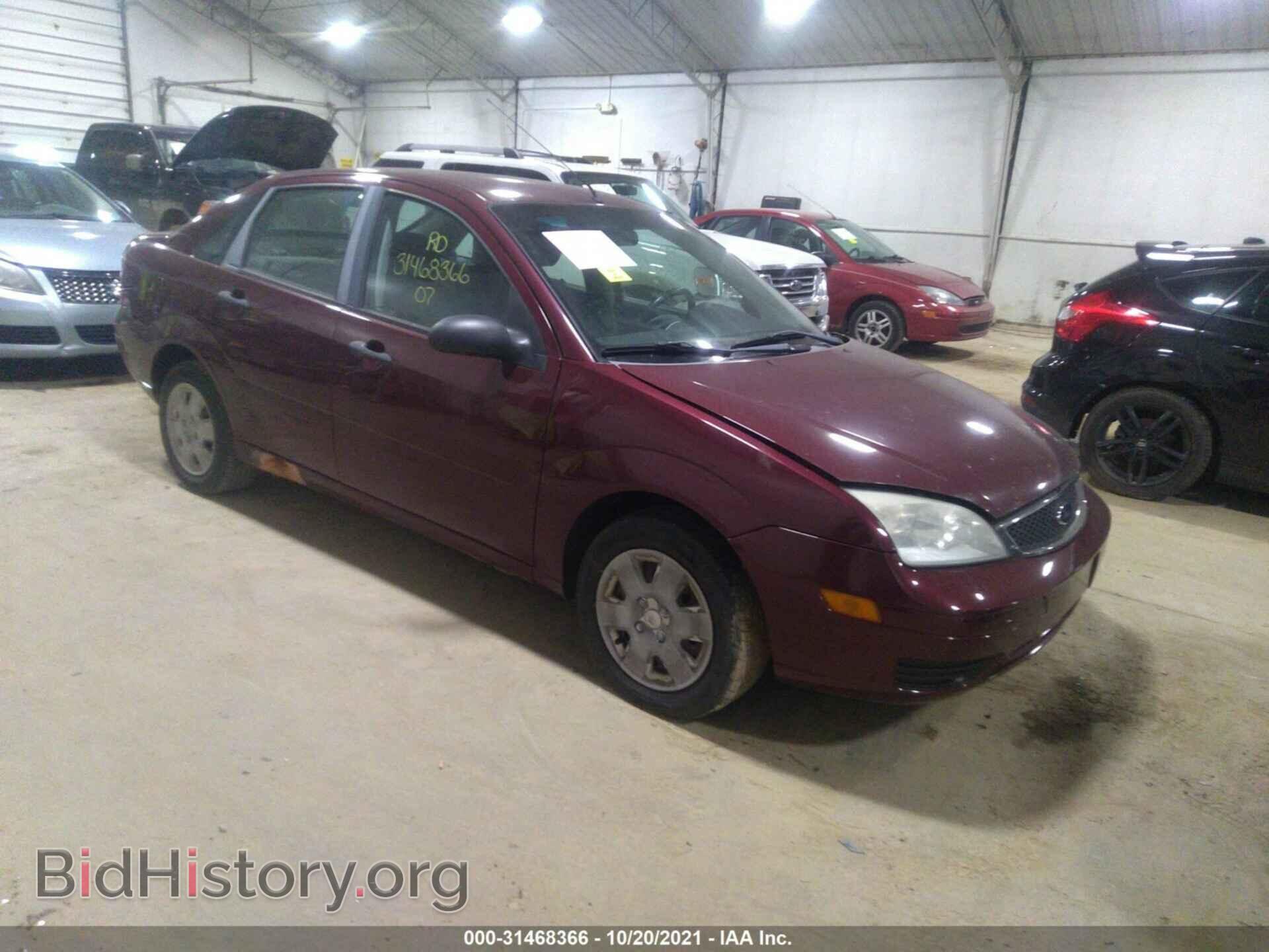 Photo 1FAHP34N77W365763 - FORD FOCUS 2007